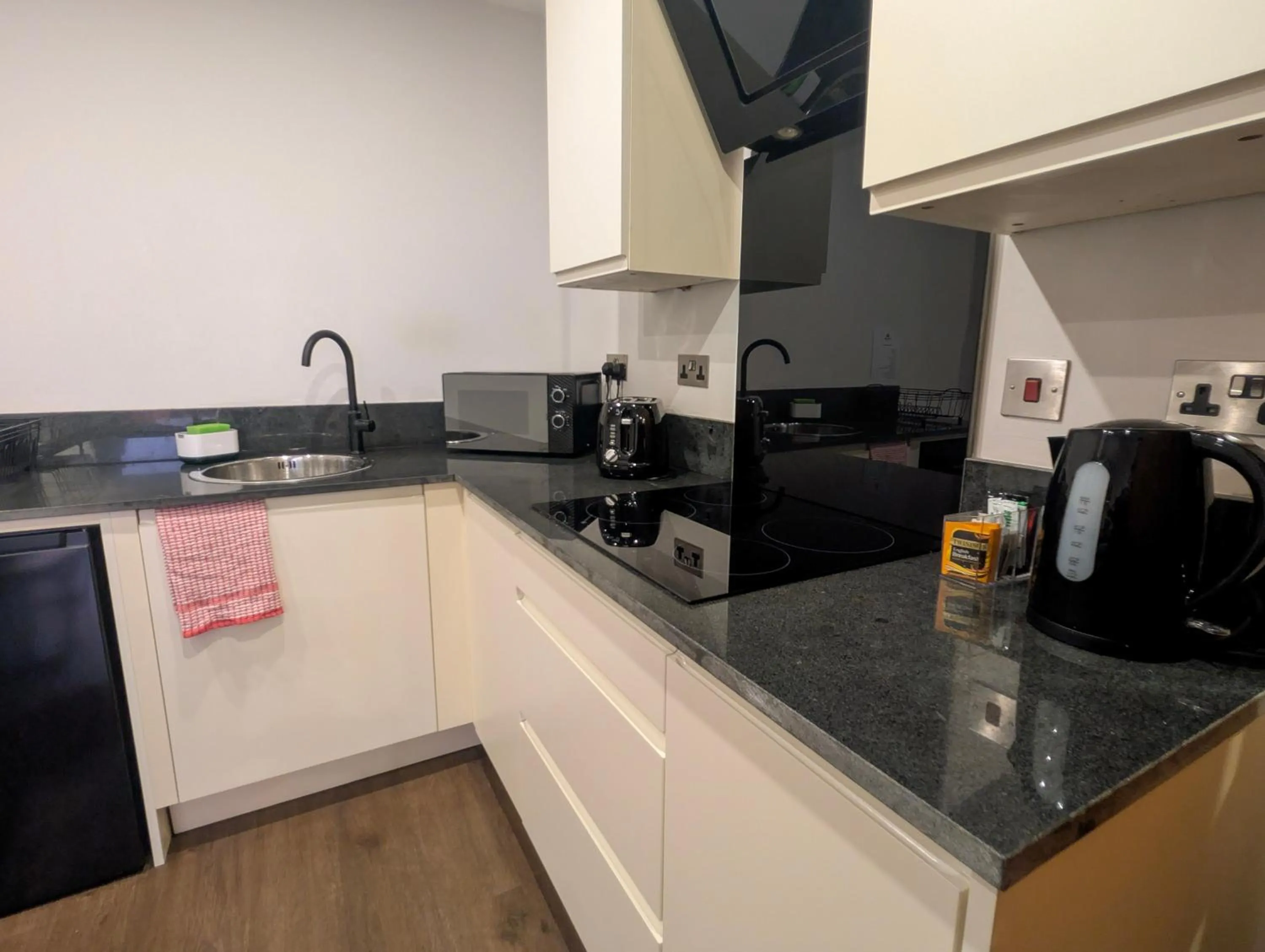 Dockside Aparthotel, Best Western Signature Collection