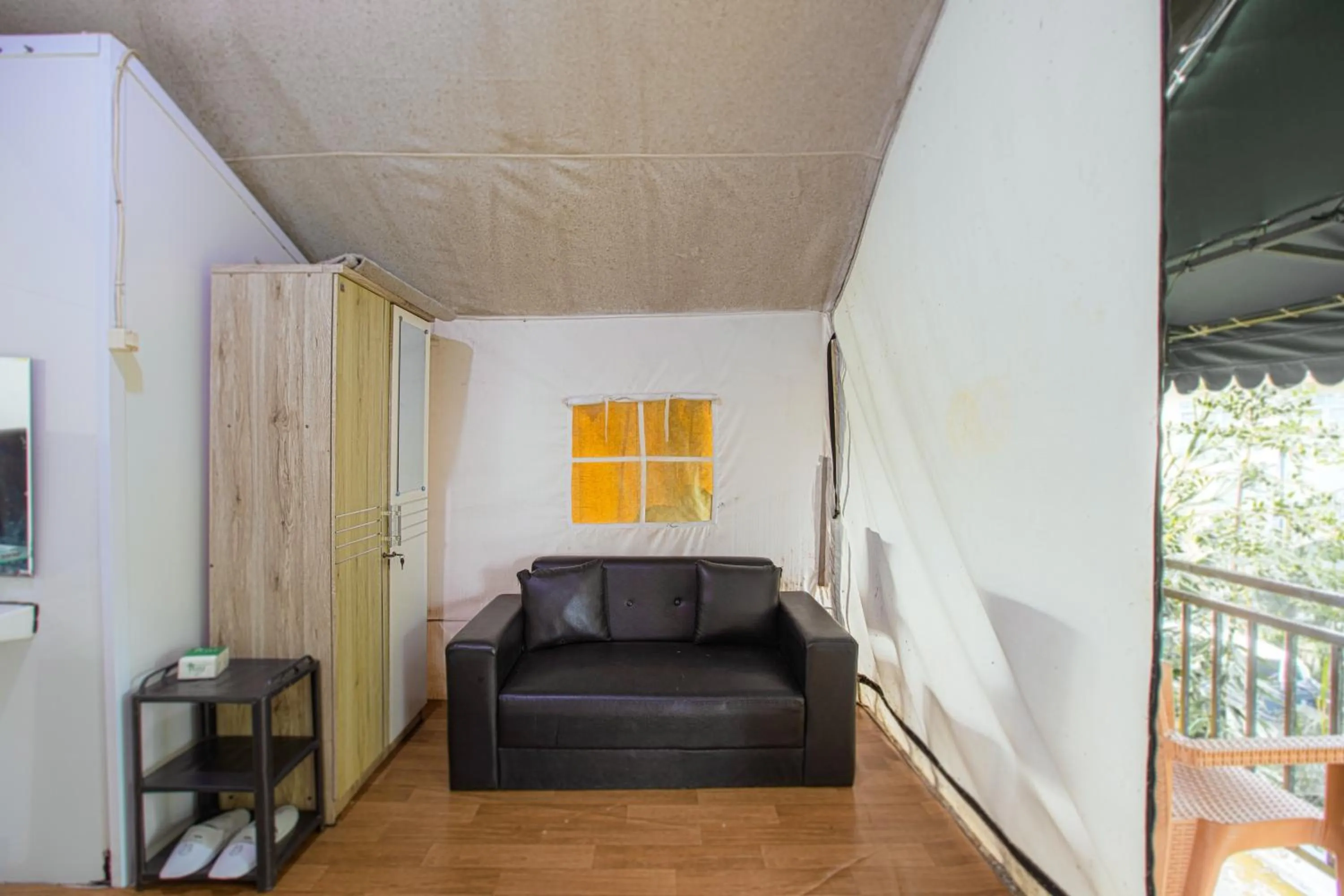 Living room in Green Panorama Resort by MHM