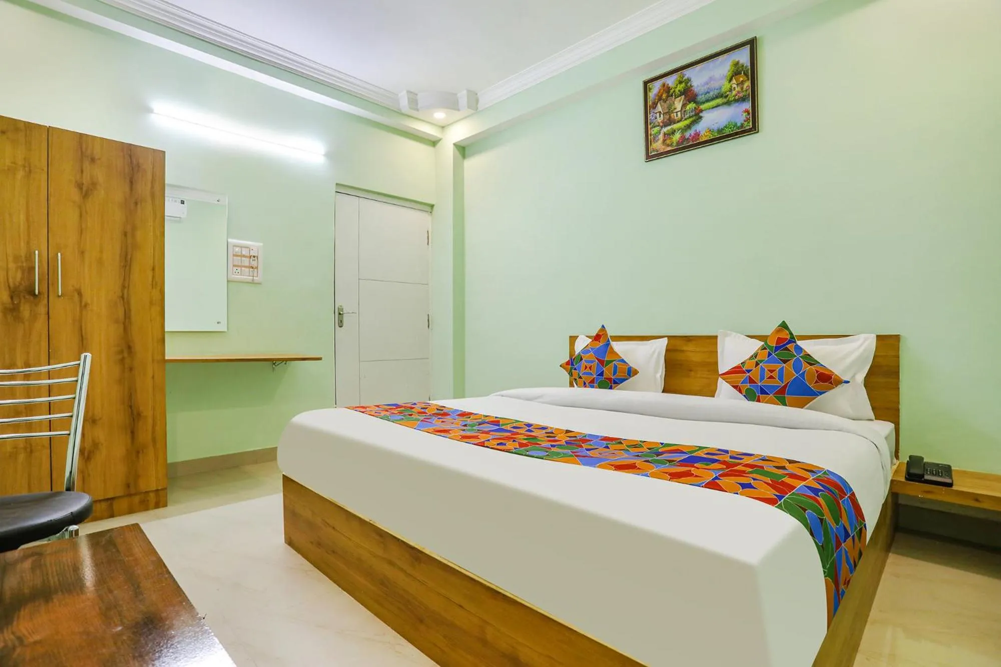 Bed in FabHotel Sonnet Inns