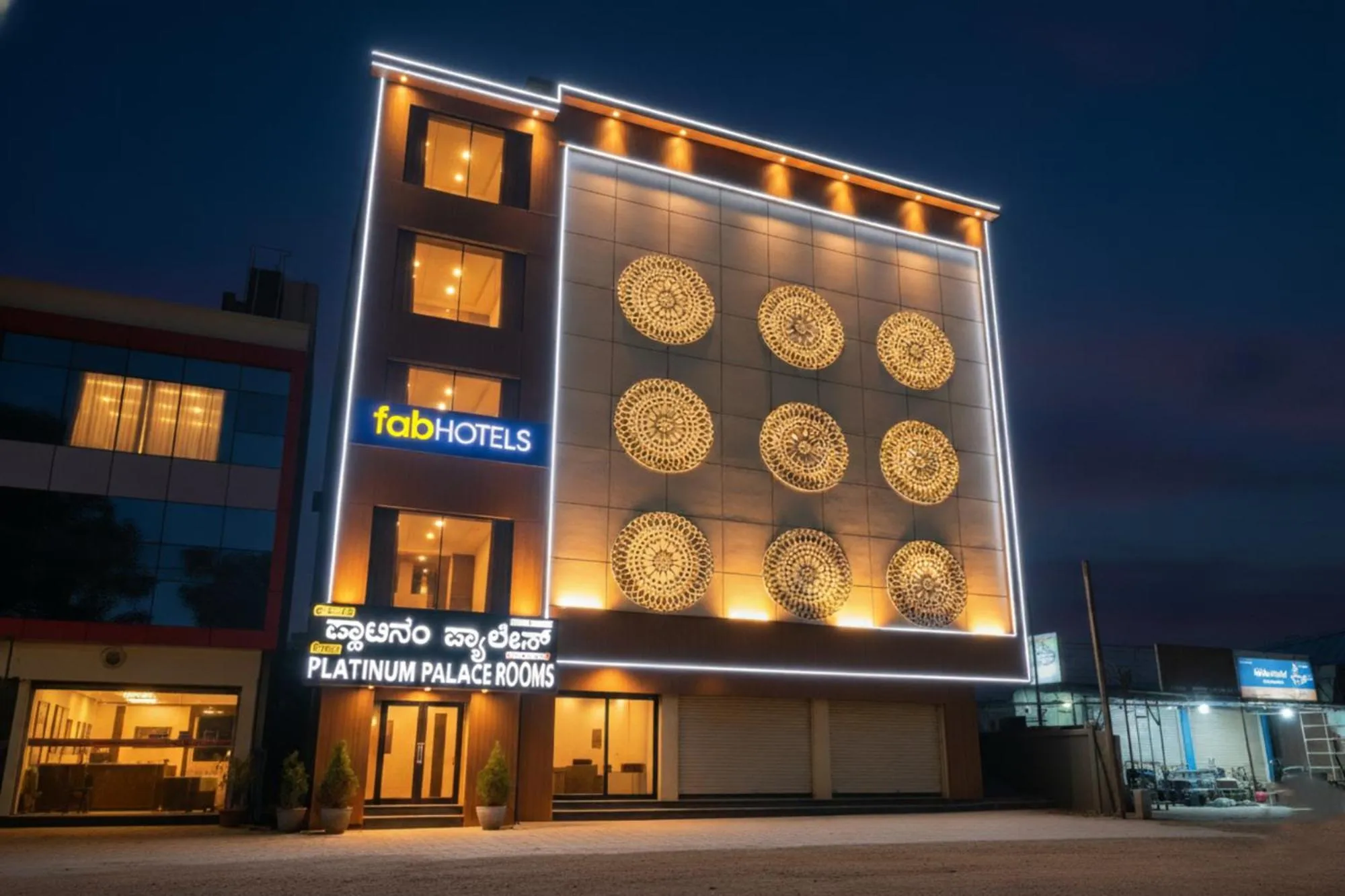 Property building in Via Platinum Palace