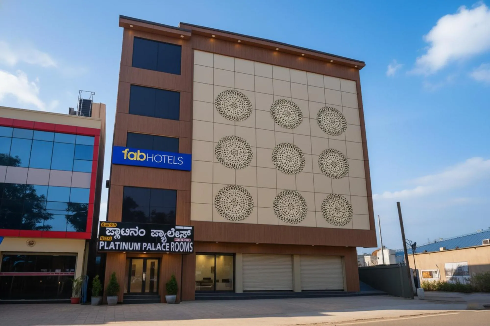 Property building in Via Platinum Palace