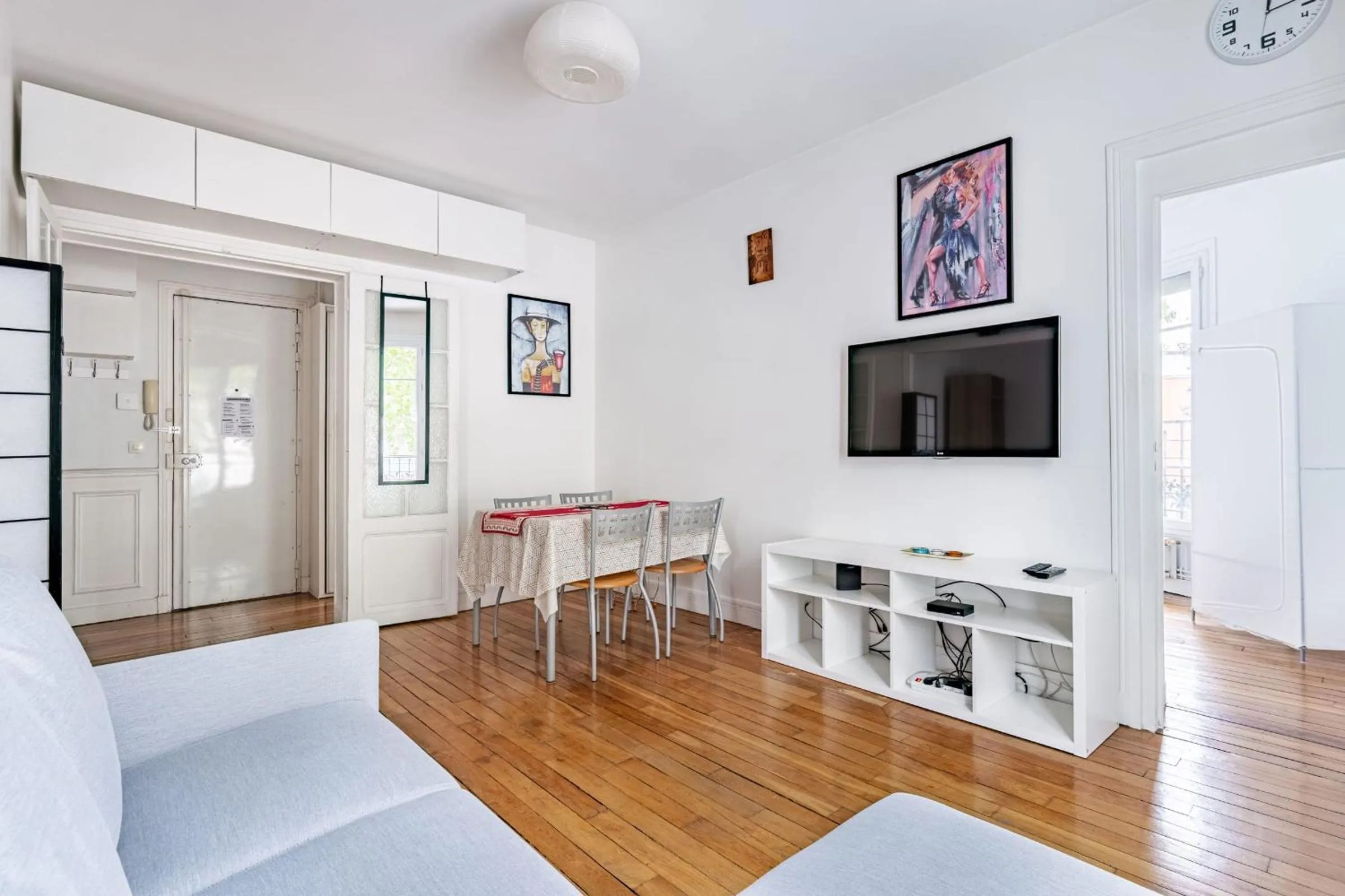Stunning Parkview Apartment close to Paris