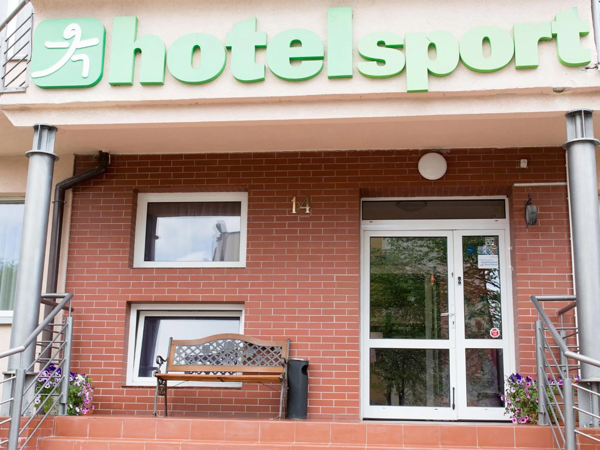 Facade/entrance in Hotel Sport