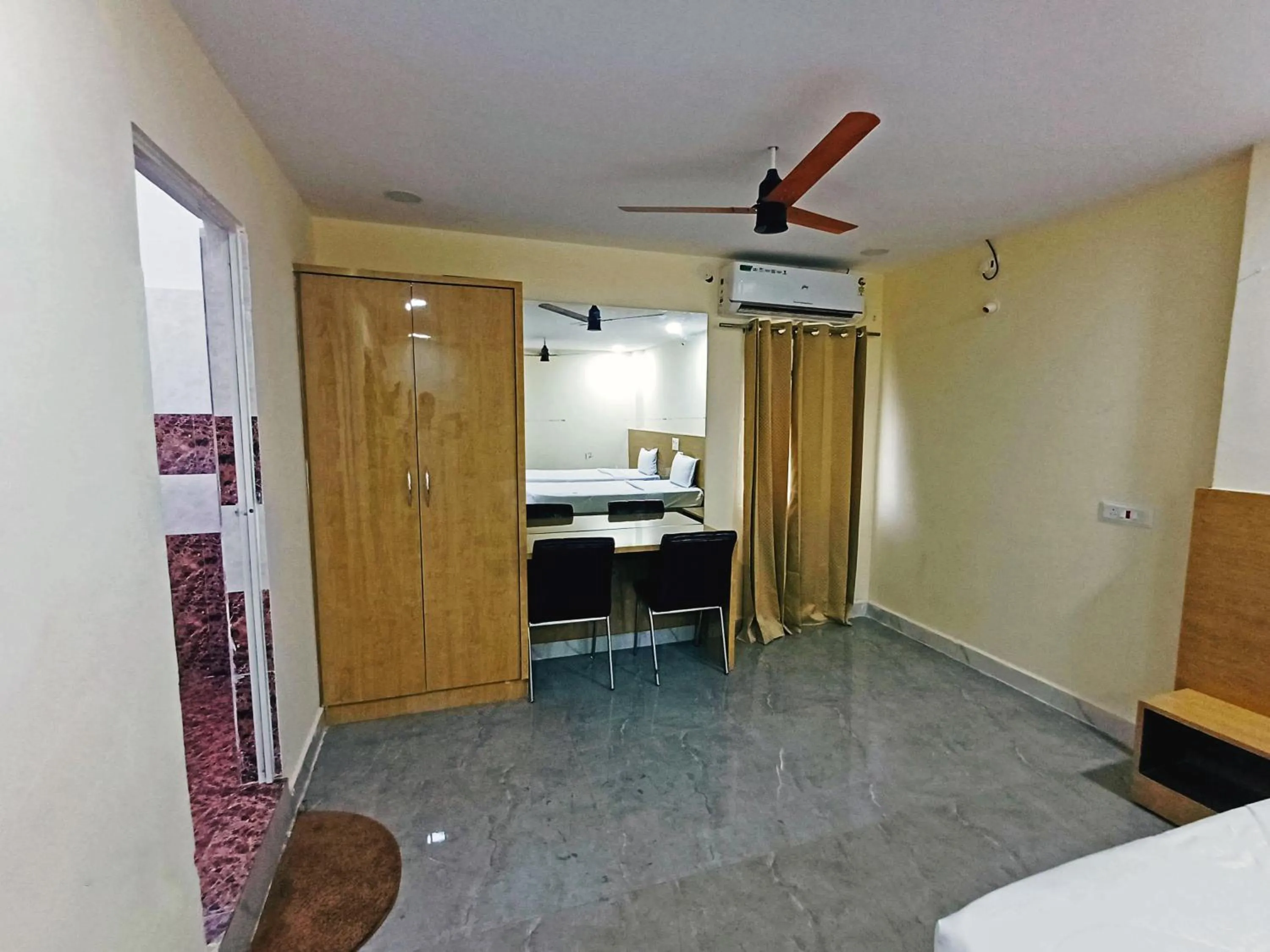 Bedroom, Bed in Udupi Deluxe Lodge Gulbarga