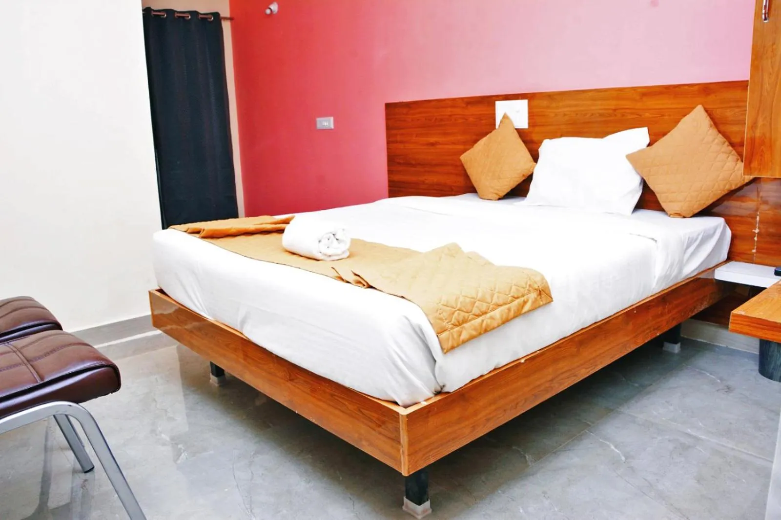 Bedroom, Bed in Udupi Deluxe Lodge Gulbarga