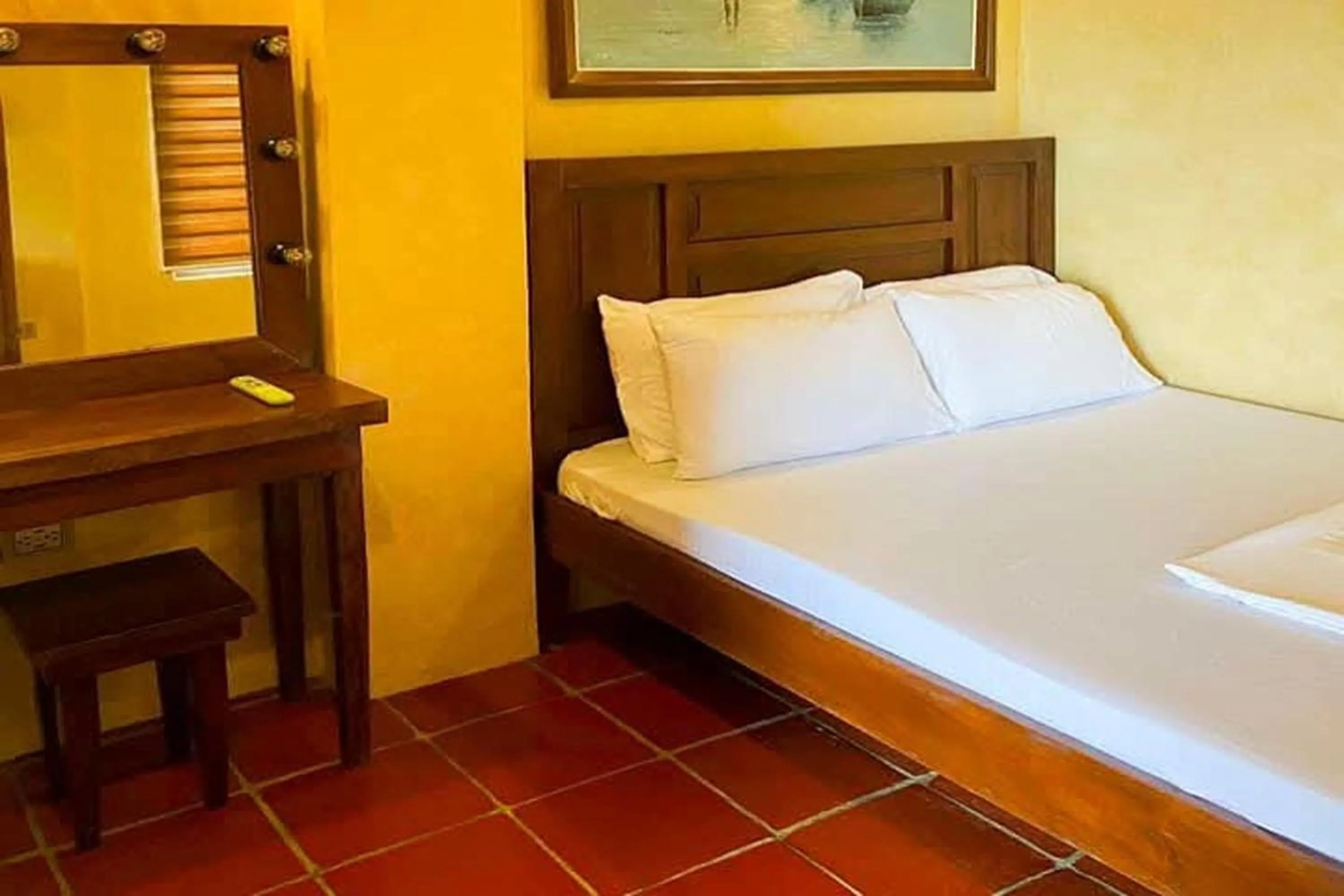 Bed in Sibsib Baybayin Beach Resort