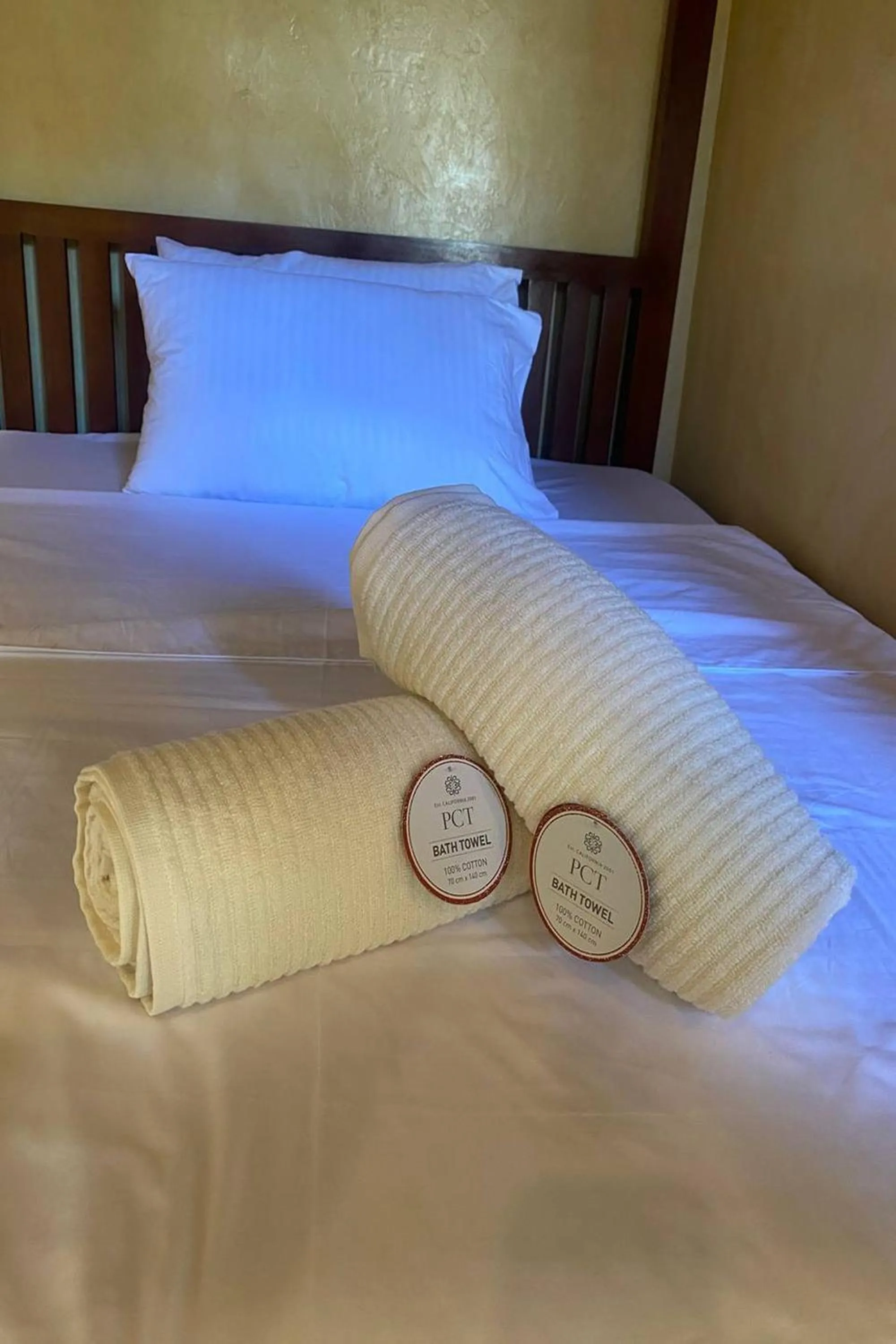 Bed in Sibsib Baybayin Beach Resort Cavite