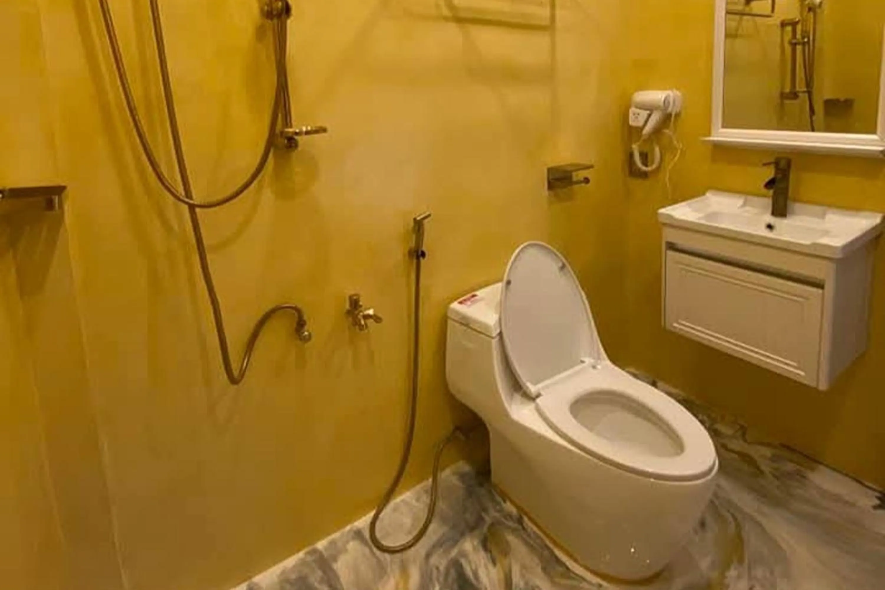 Toilet in Sibsib Baybayin Beach Resort