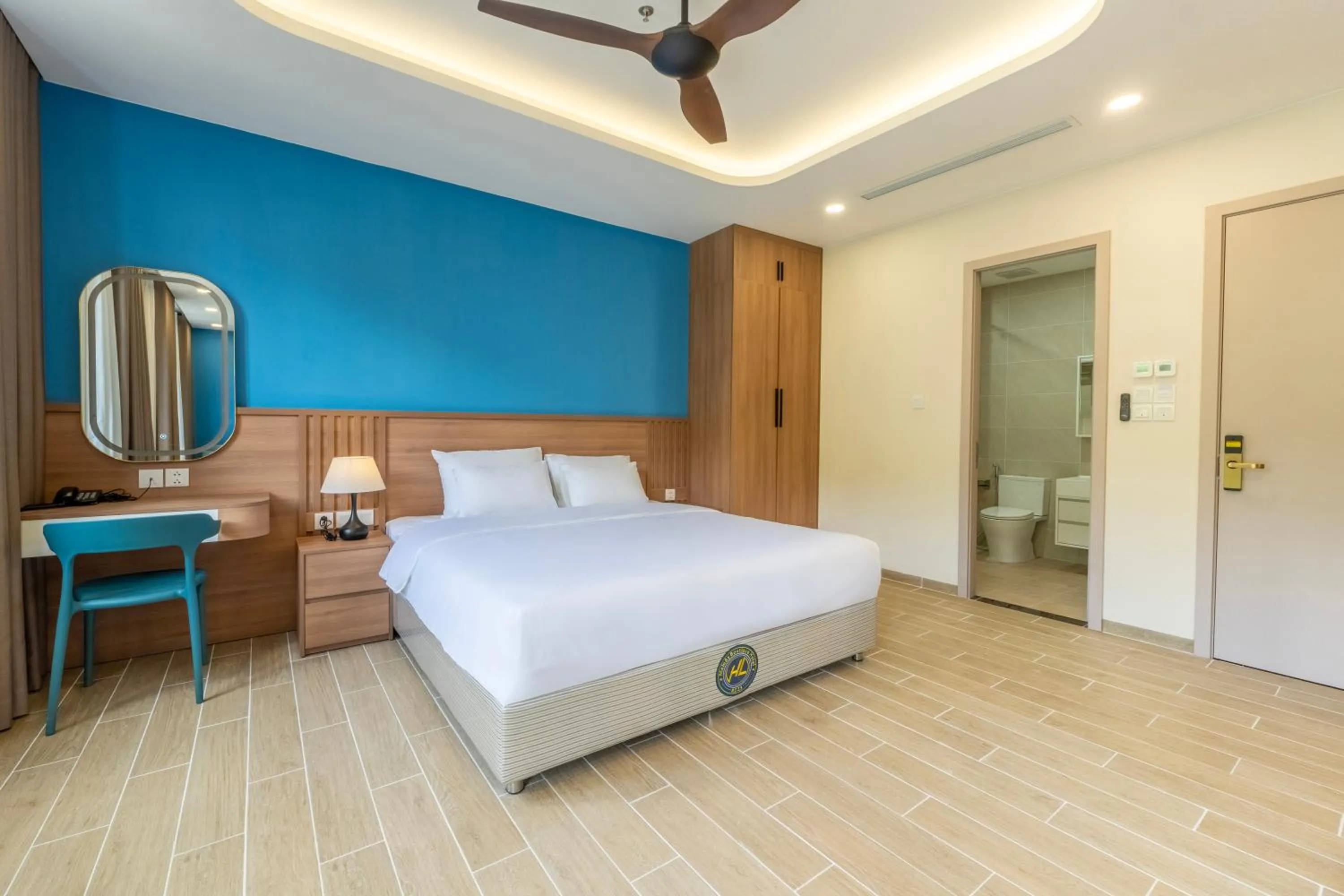 Bathroom, Bed in HL Melody Boutique Hotel