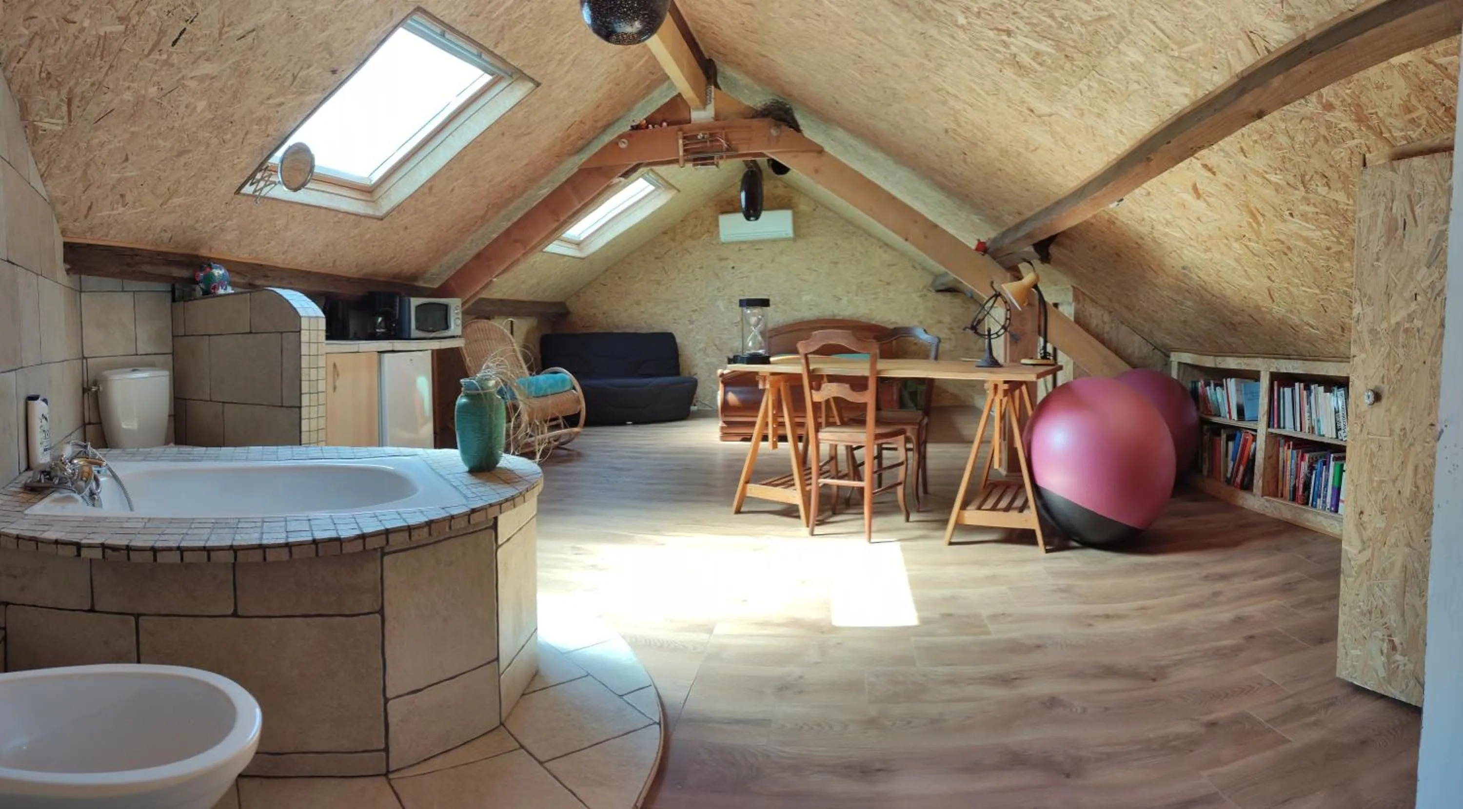 Photo of the whole room in Hébergements