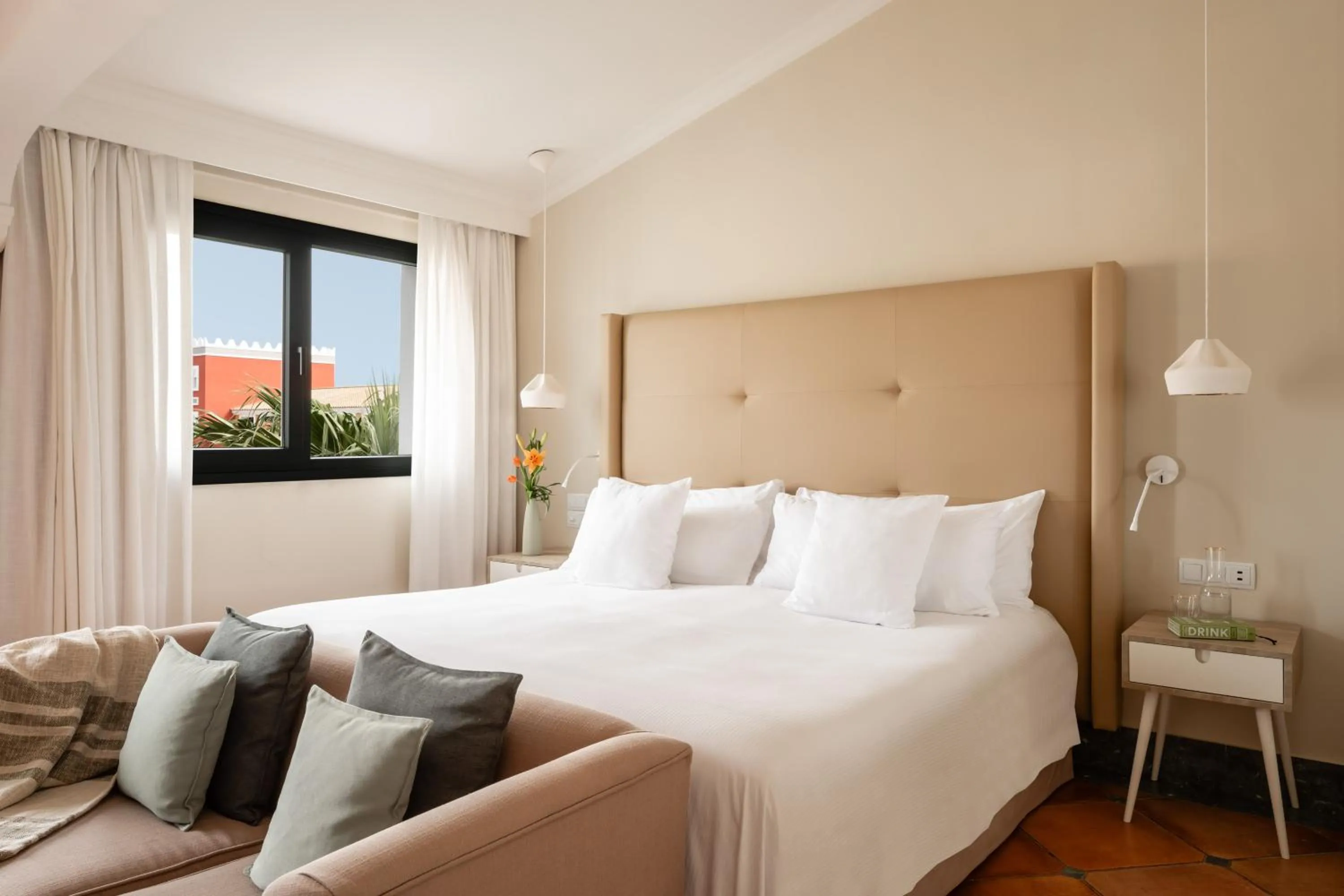 Bed in Palacio de Sancti Petri, a Gran Meliá - The Leading Hotels of the World