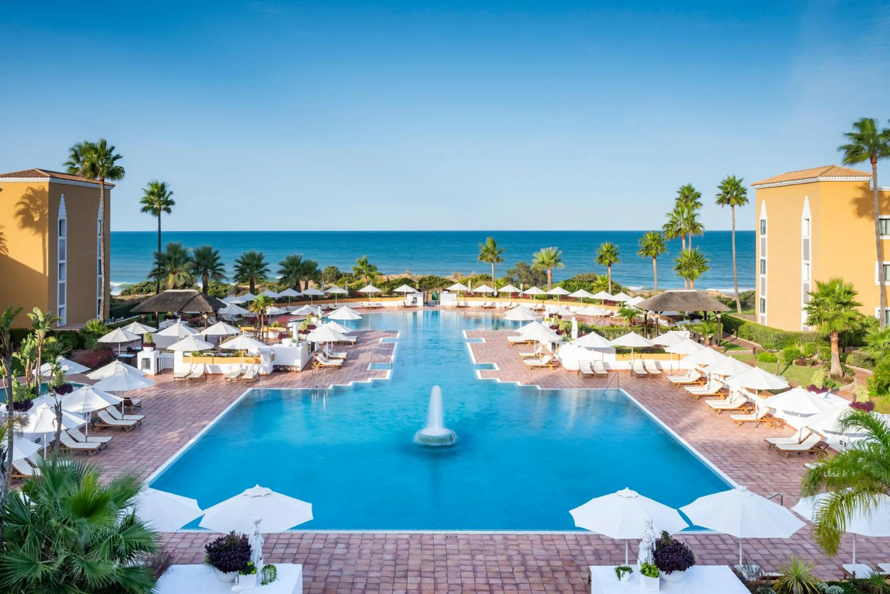 Swimming pool in Palacio de Sancti Petri, a Gran Meliá - The Leading Hotels of the World