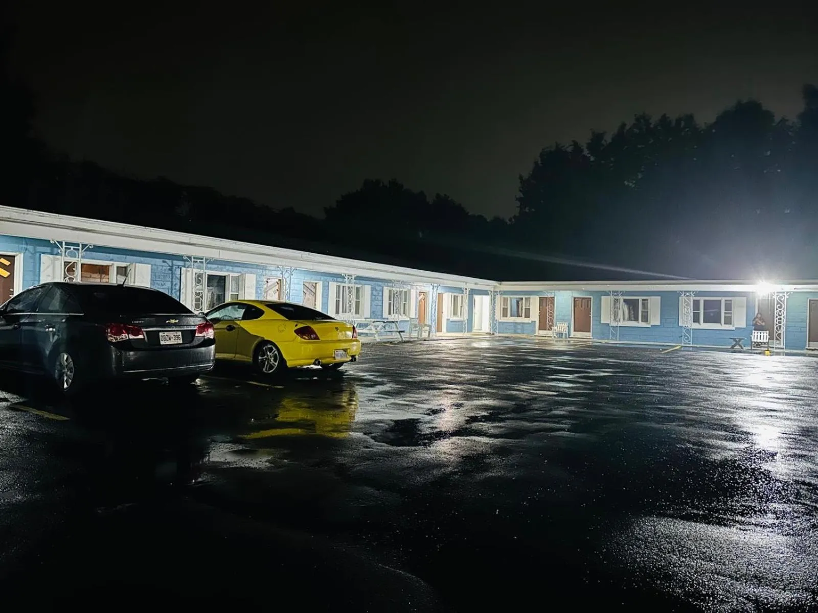 Property building in Stiles Motel Hill View