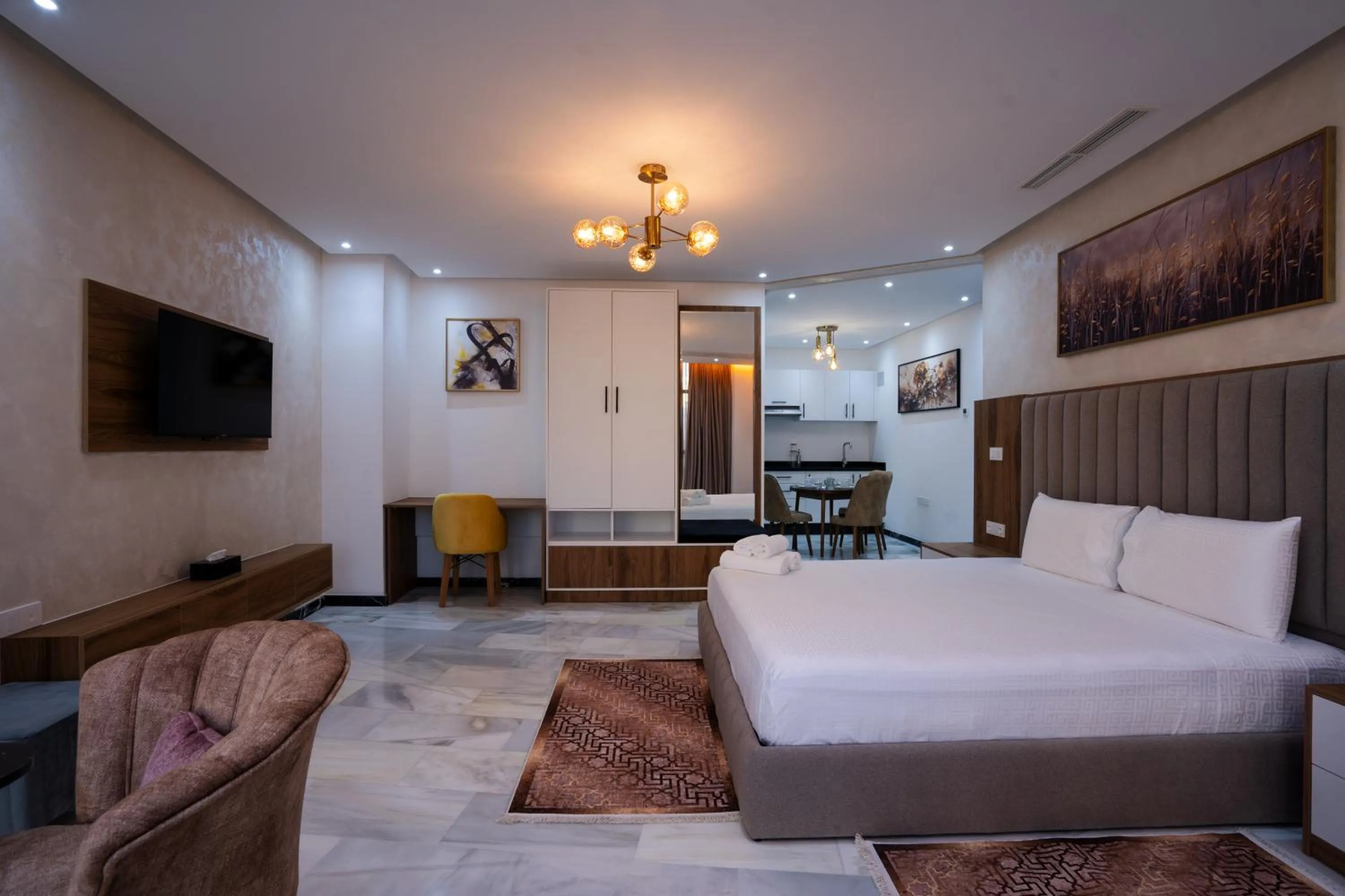 TV and multimedia in IMMOKA SUITEs