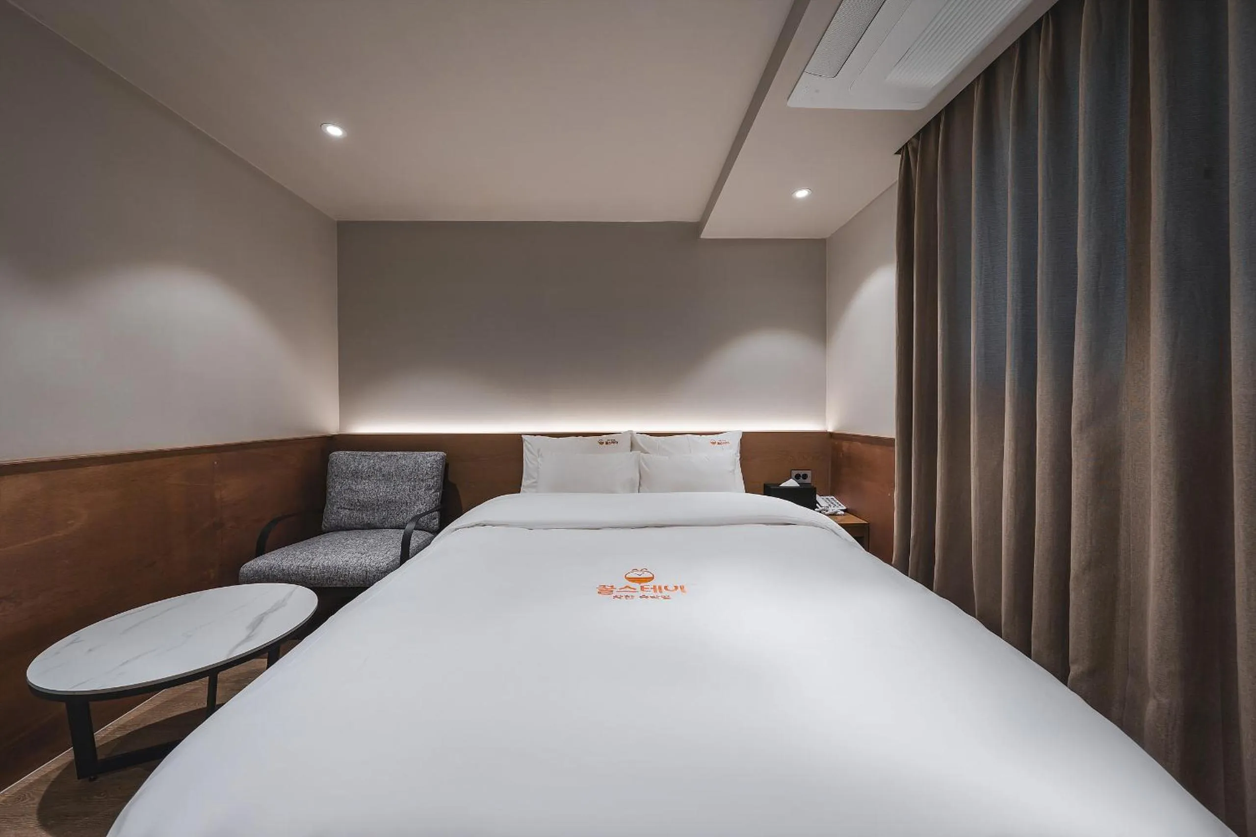 Bed in Gridt Hotel & Home