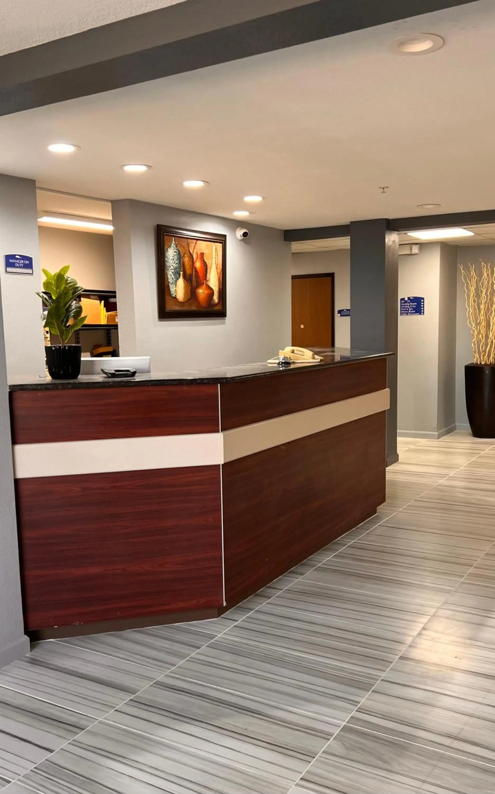 Lobby or reception in BlissPoint Inn & Suites, Northwood