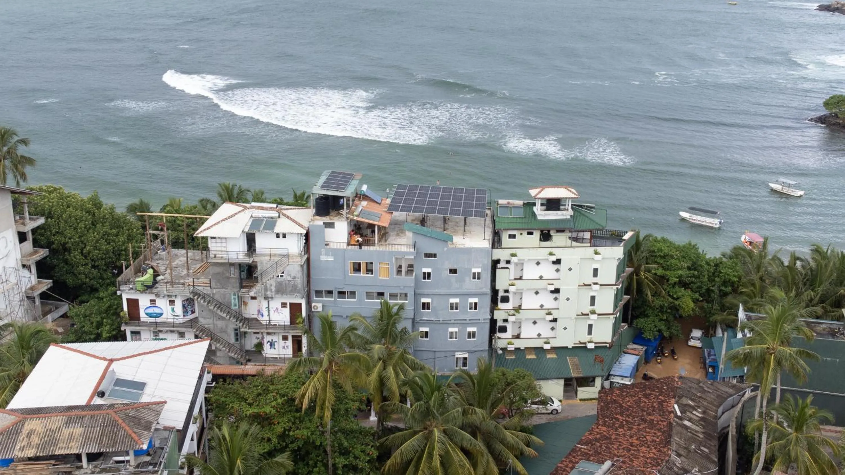 Natural landscape in New Wave Beach Resort Unawatuna