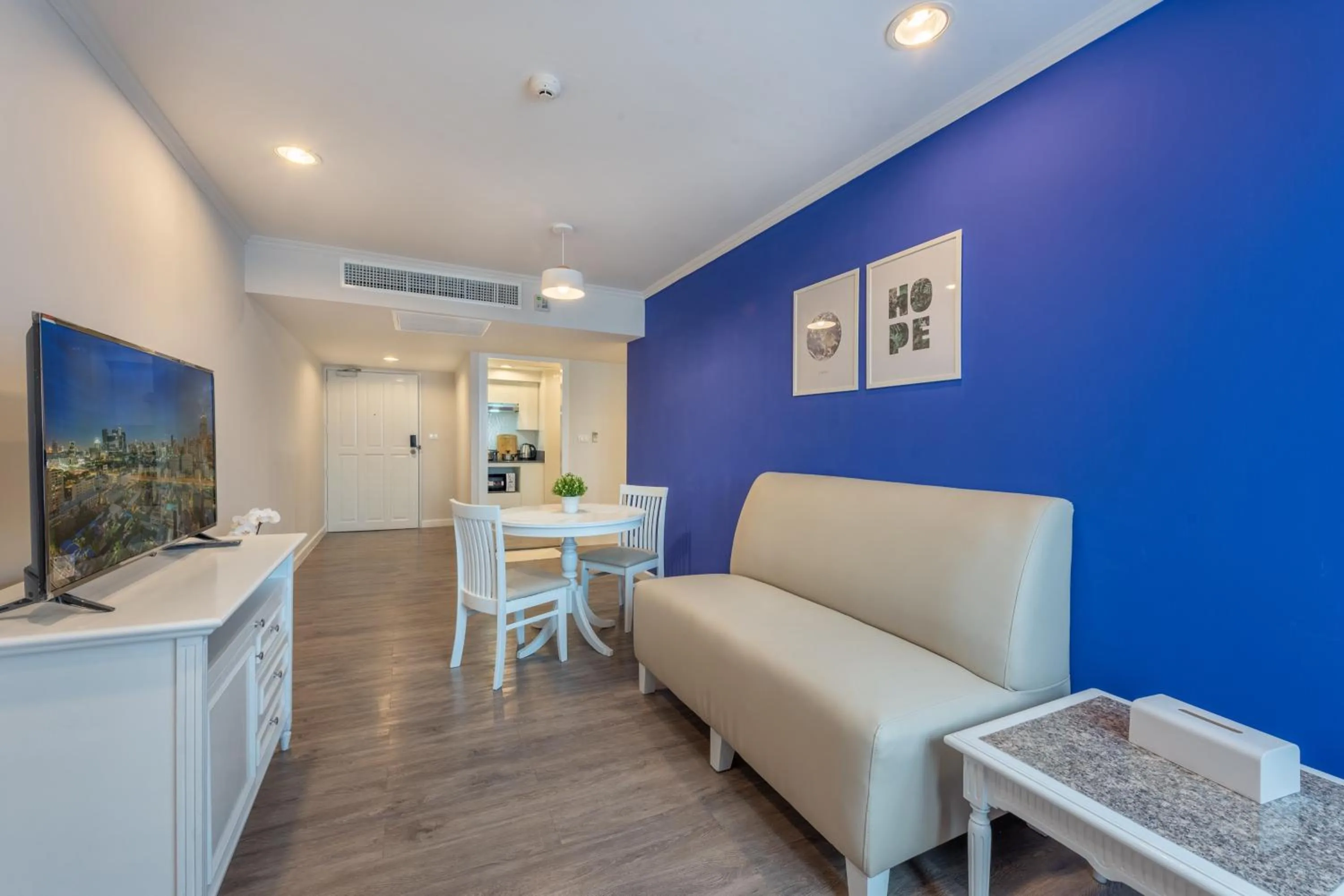 TV and multimedia in Neom Town Residence