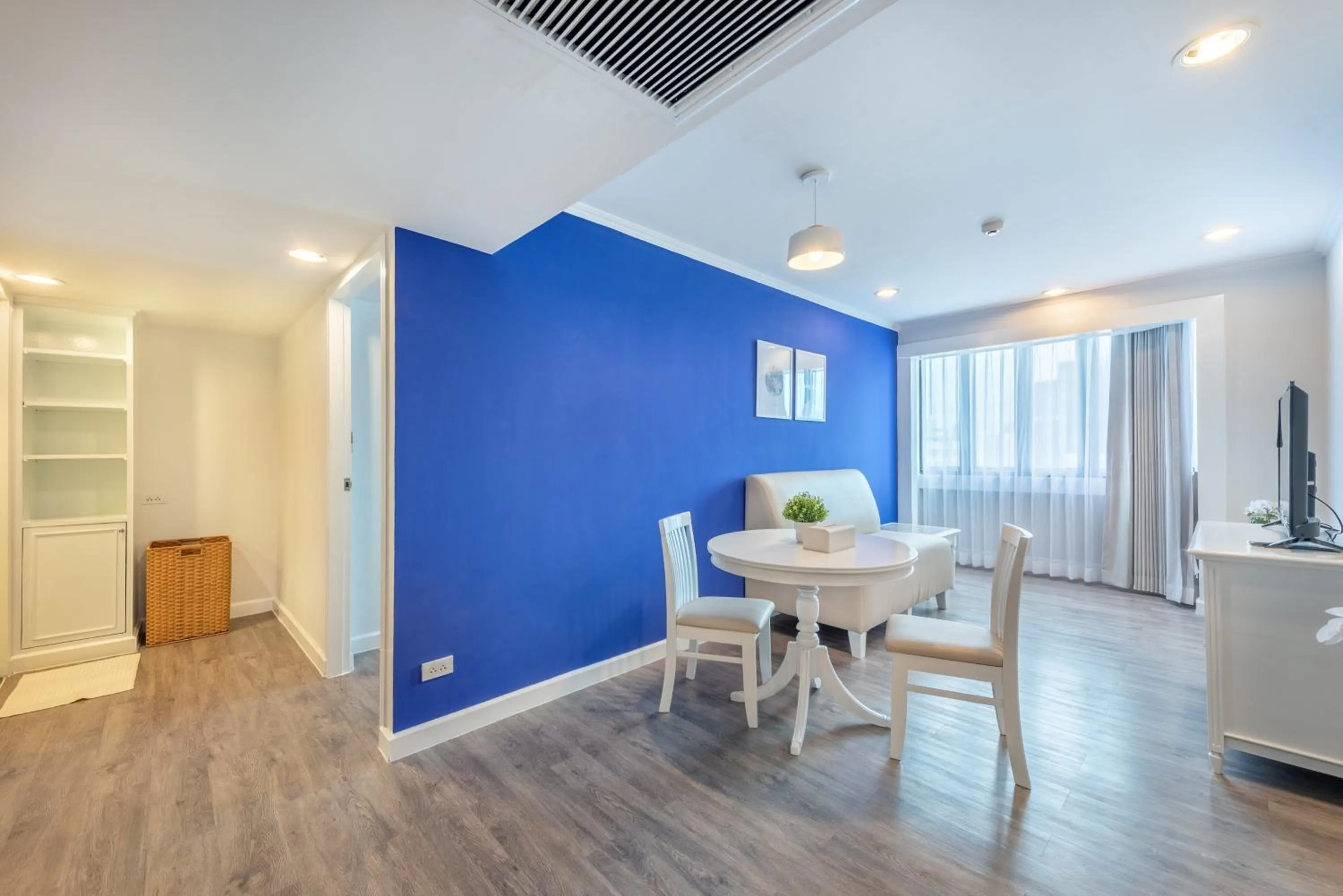 TV and multimedia in Neom Town Residence