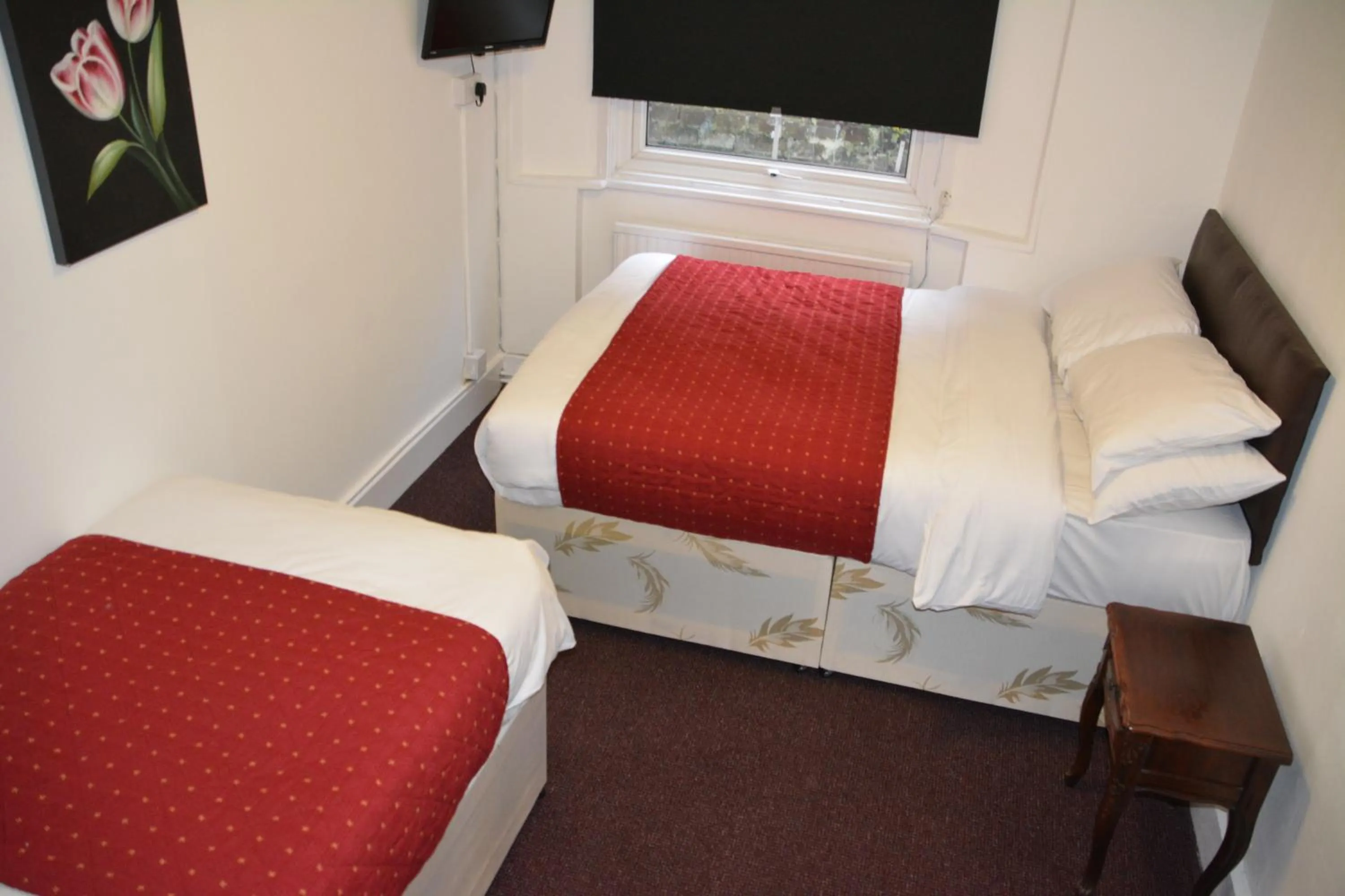 Bedroom, Bed in Bow Guest House