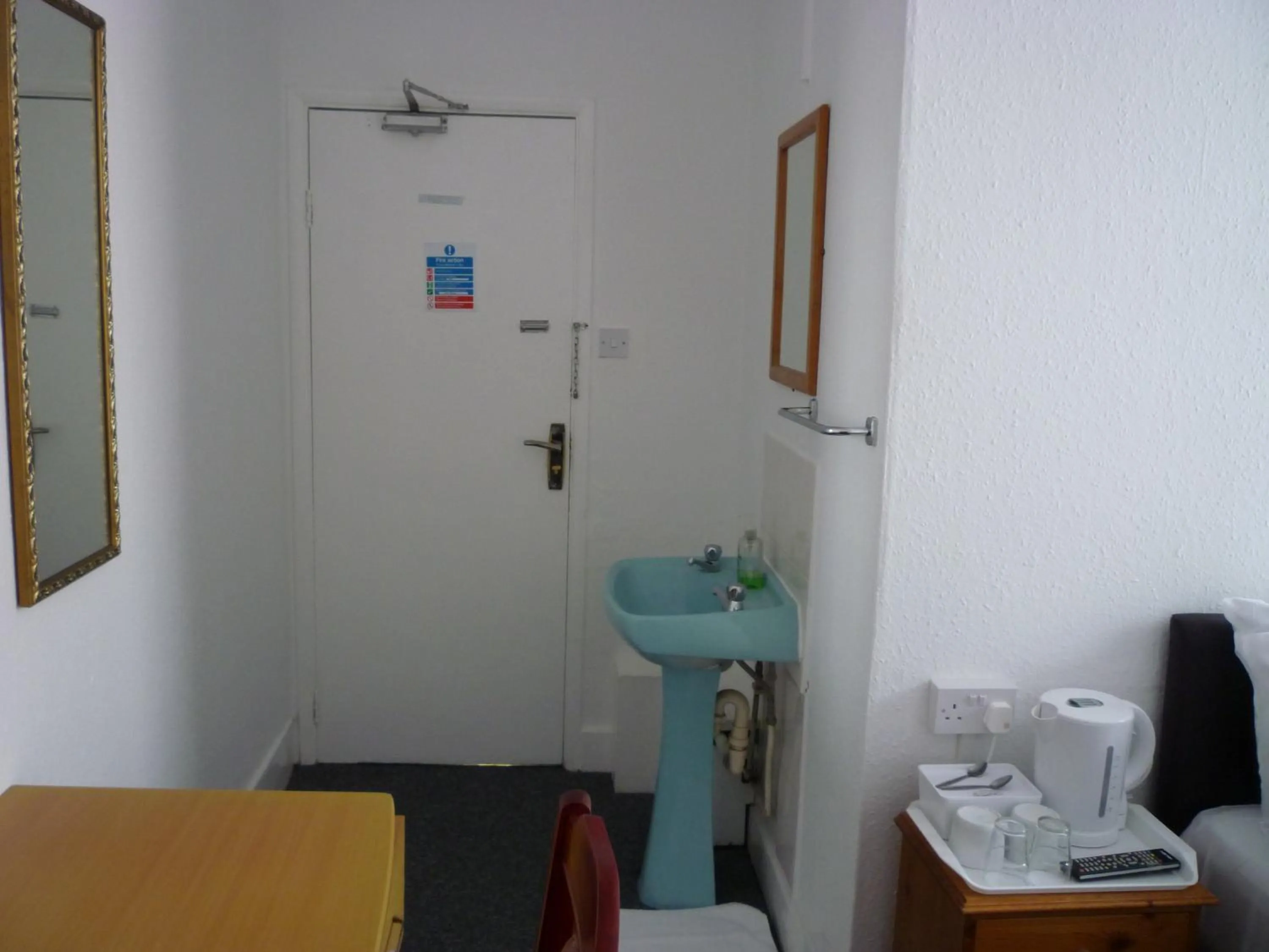 Bedroom in Bow Guest House