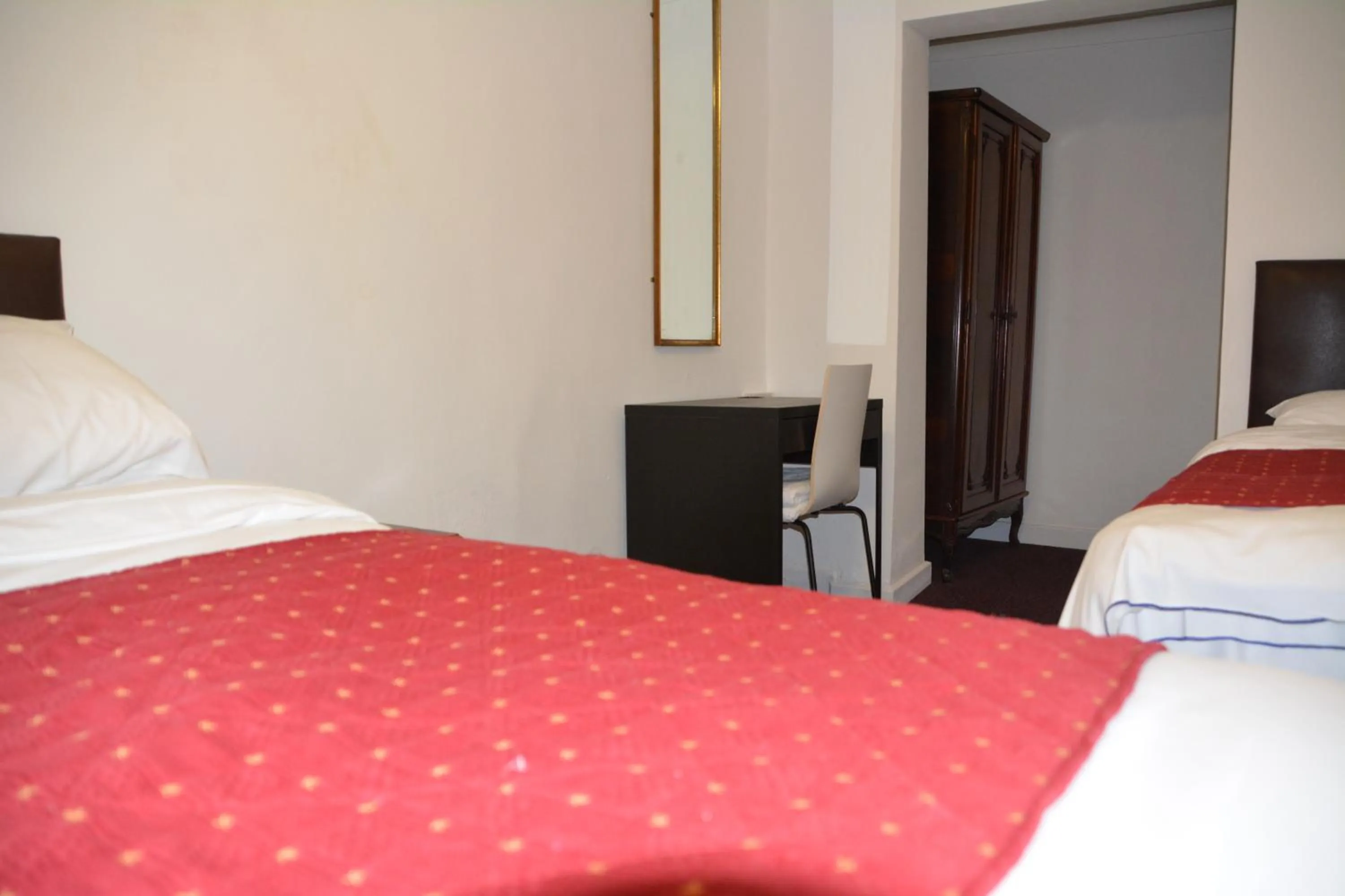 Bedroom, Bed in Bow Guest House