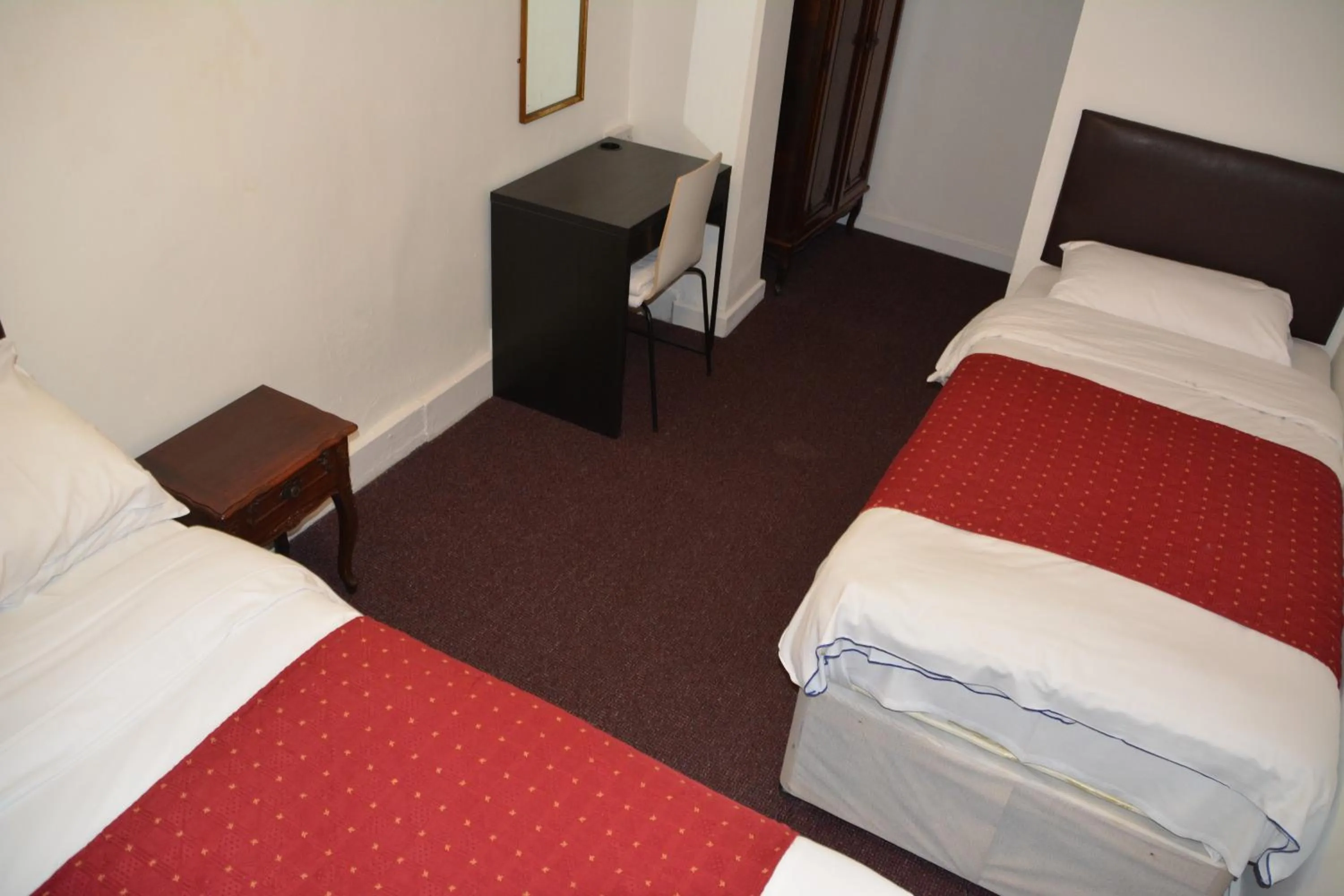 Bedroom, Bed in Bow Guest House