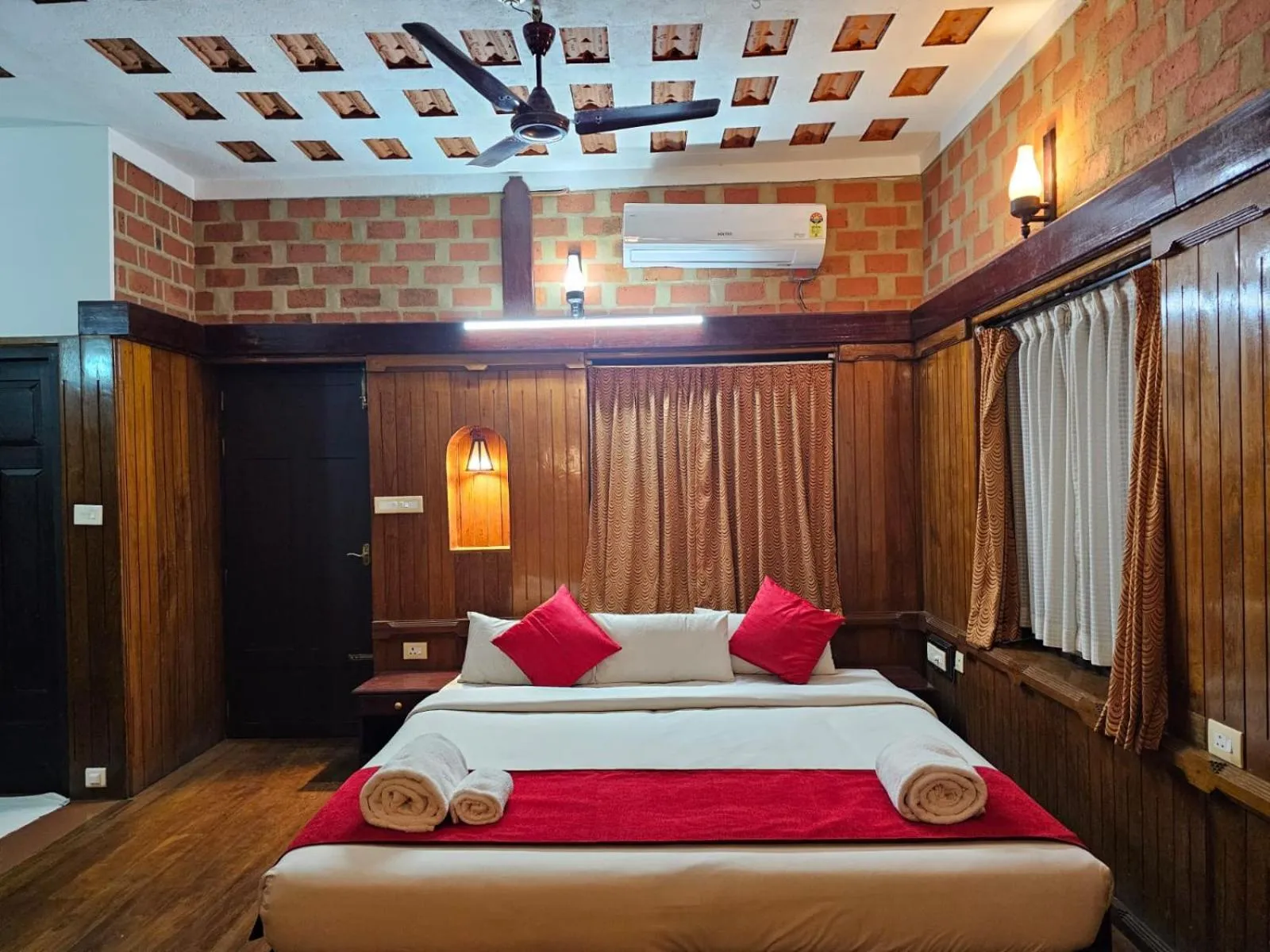 Bed in God's Own country Kovalam By Bestinn Leisure