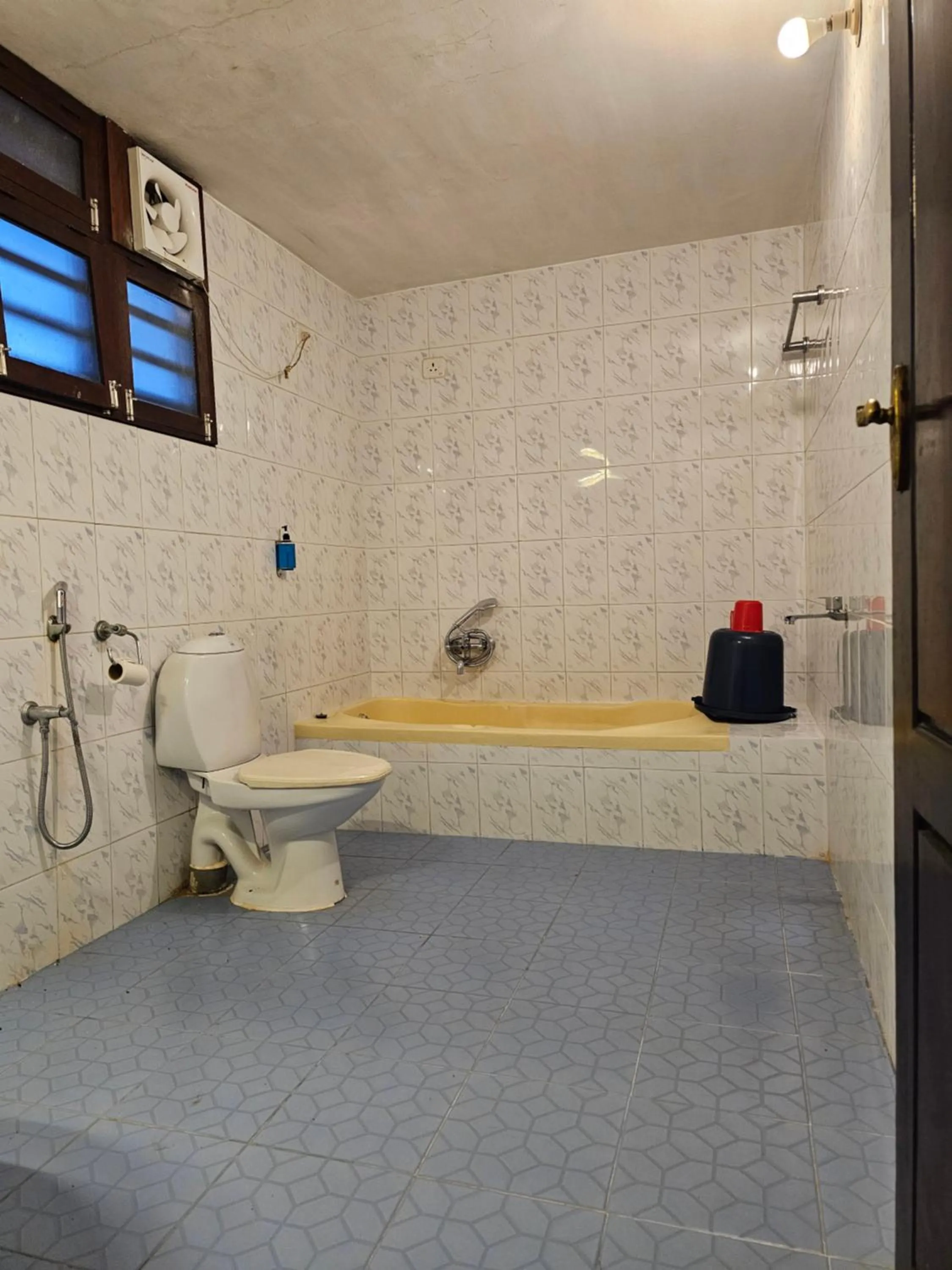 Bathroom in God's Own country Kovalam By Bestinn Leisure