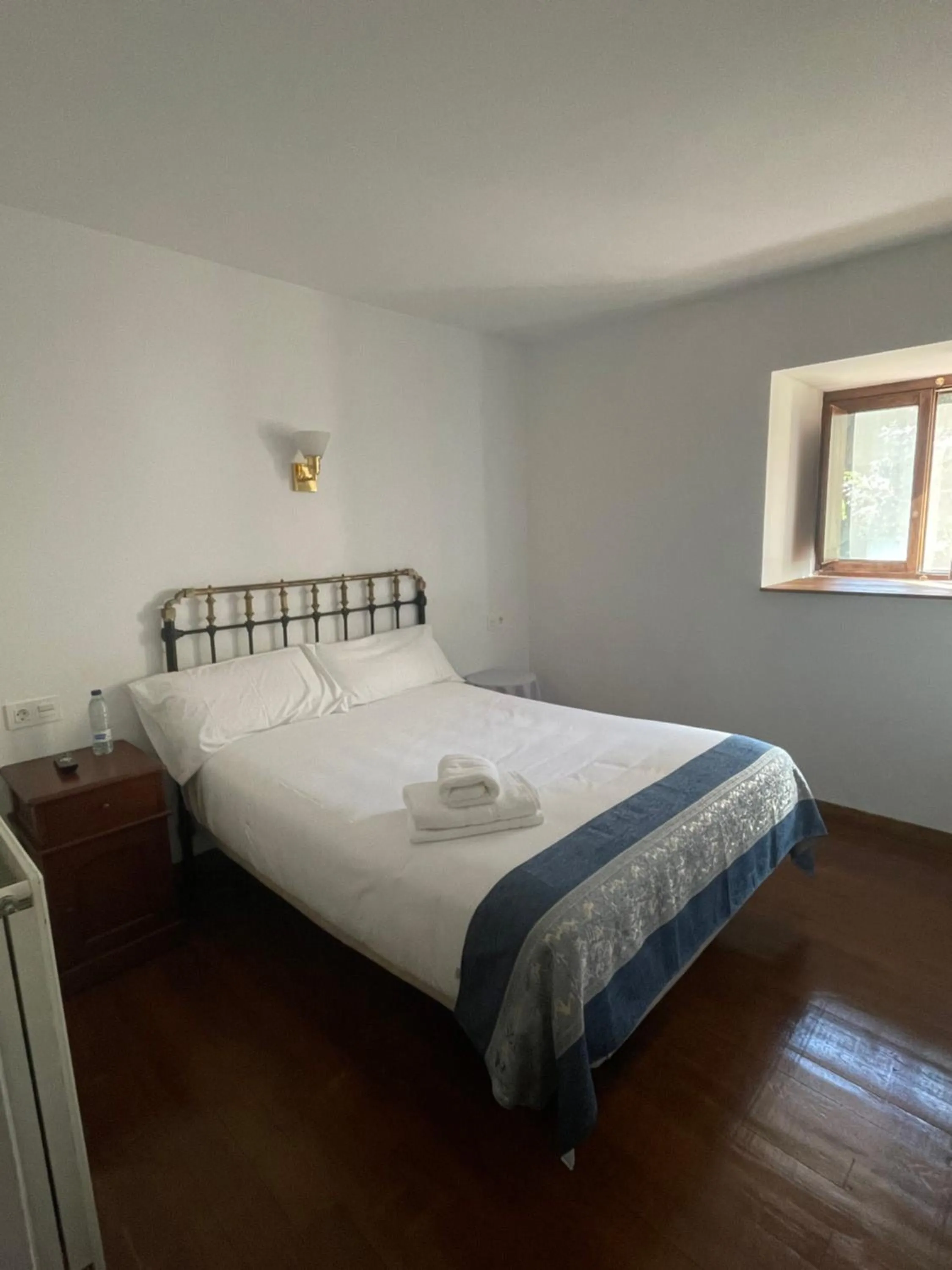 Bed in Hotel Castillo Valdés Salas