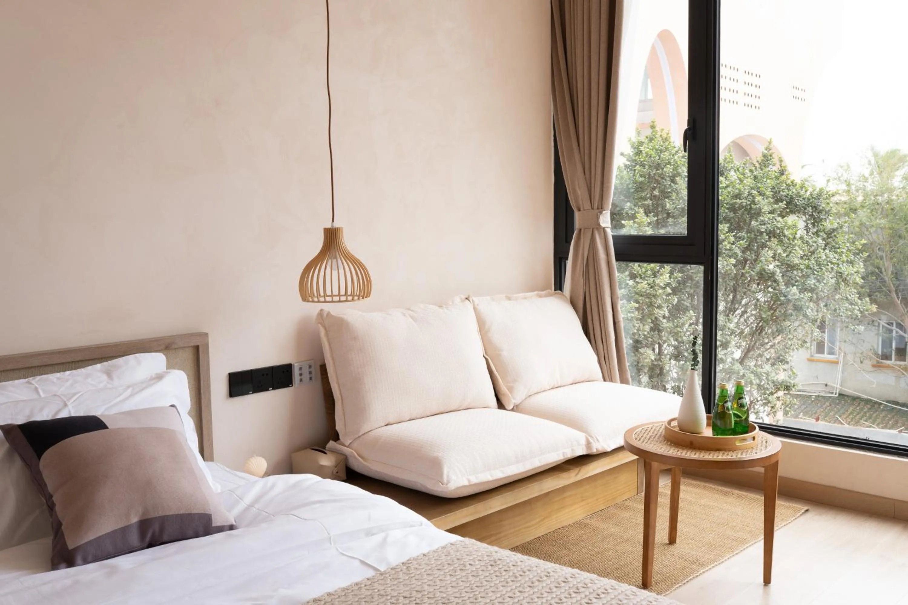 Photo of the whole room, Bed in Xiamen Littoral Villa