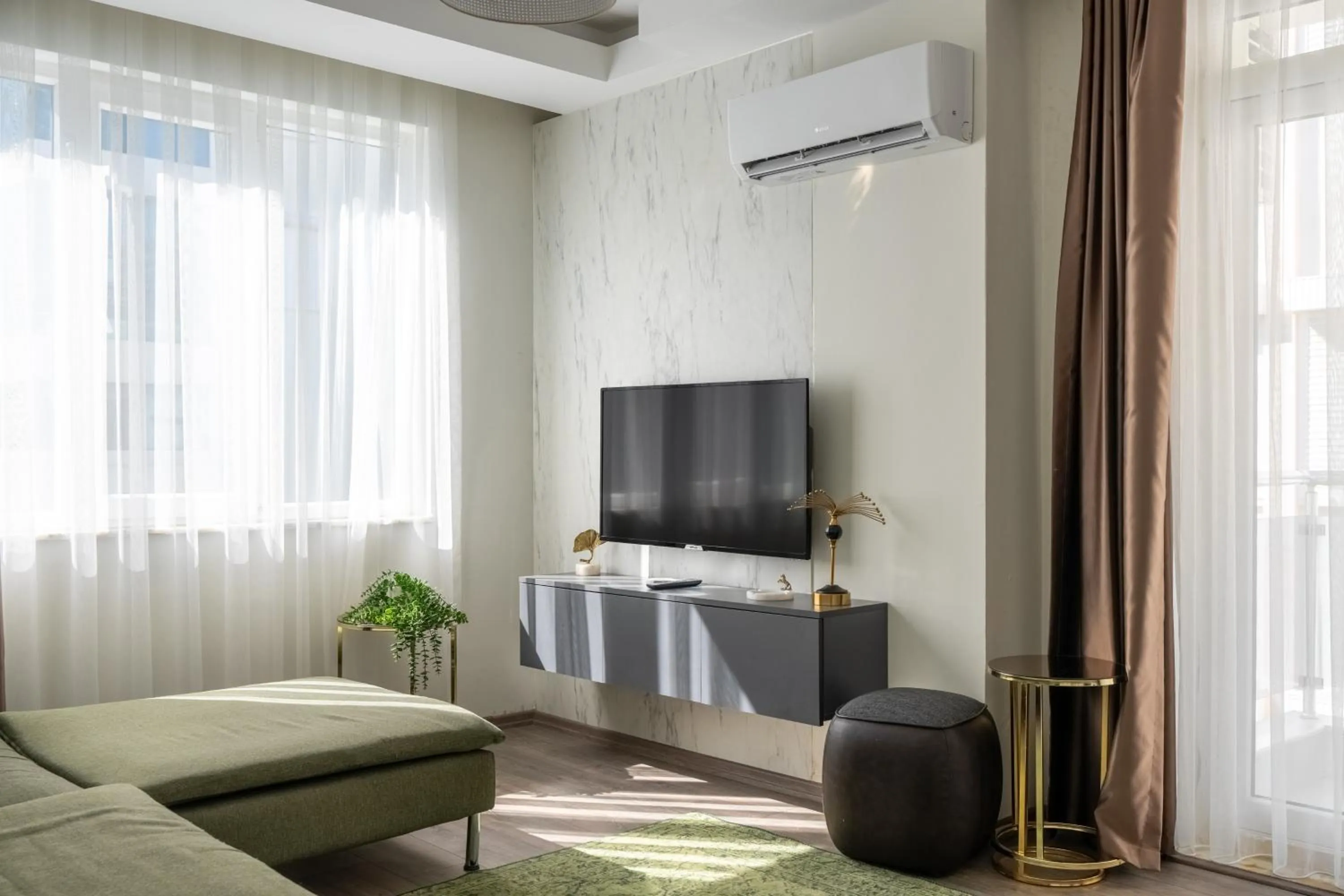 TV and multimedia in Sorta Hotel