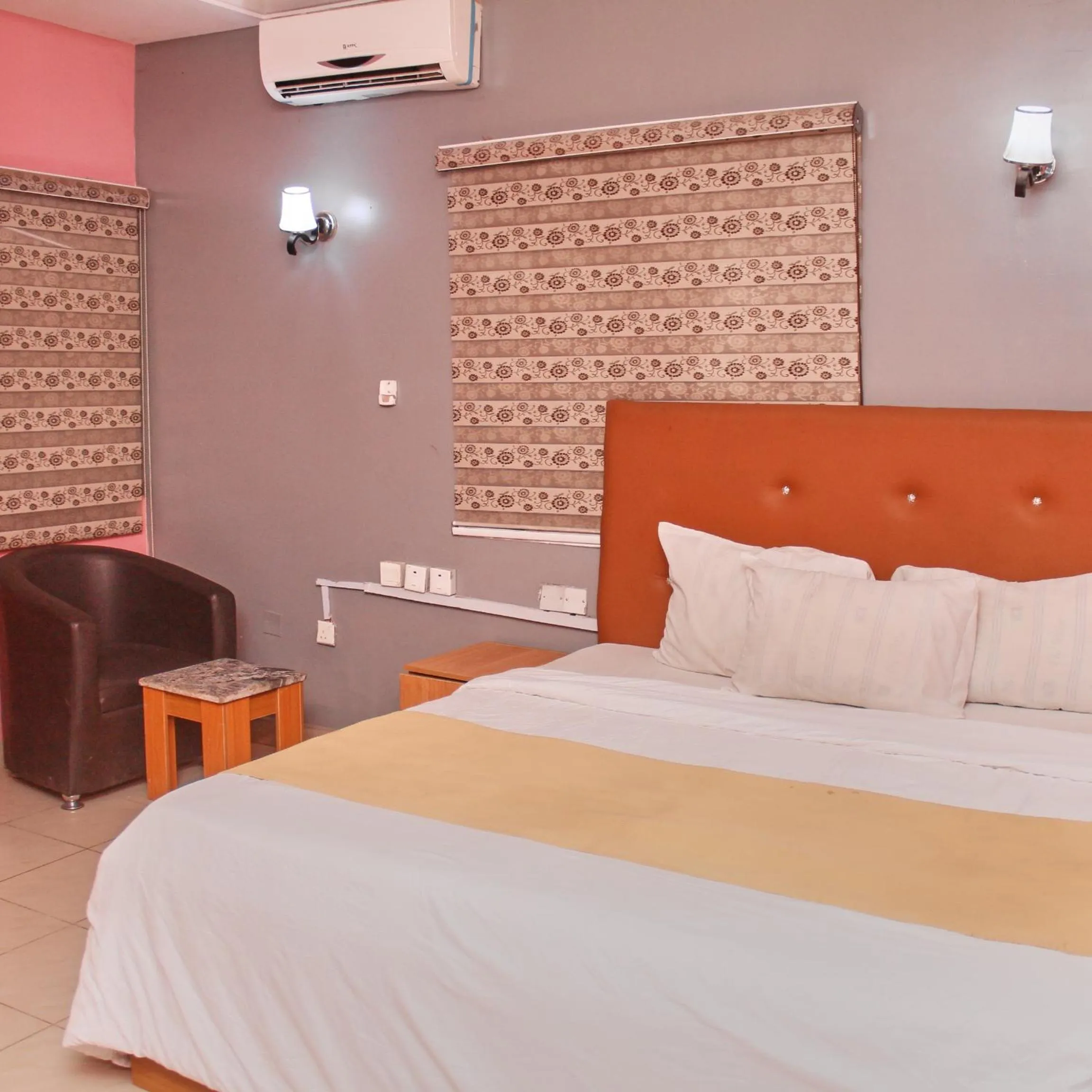 Glamour park hotel and apartment