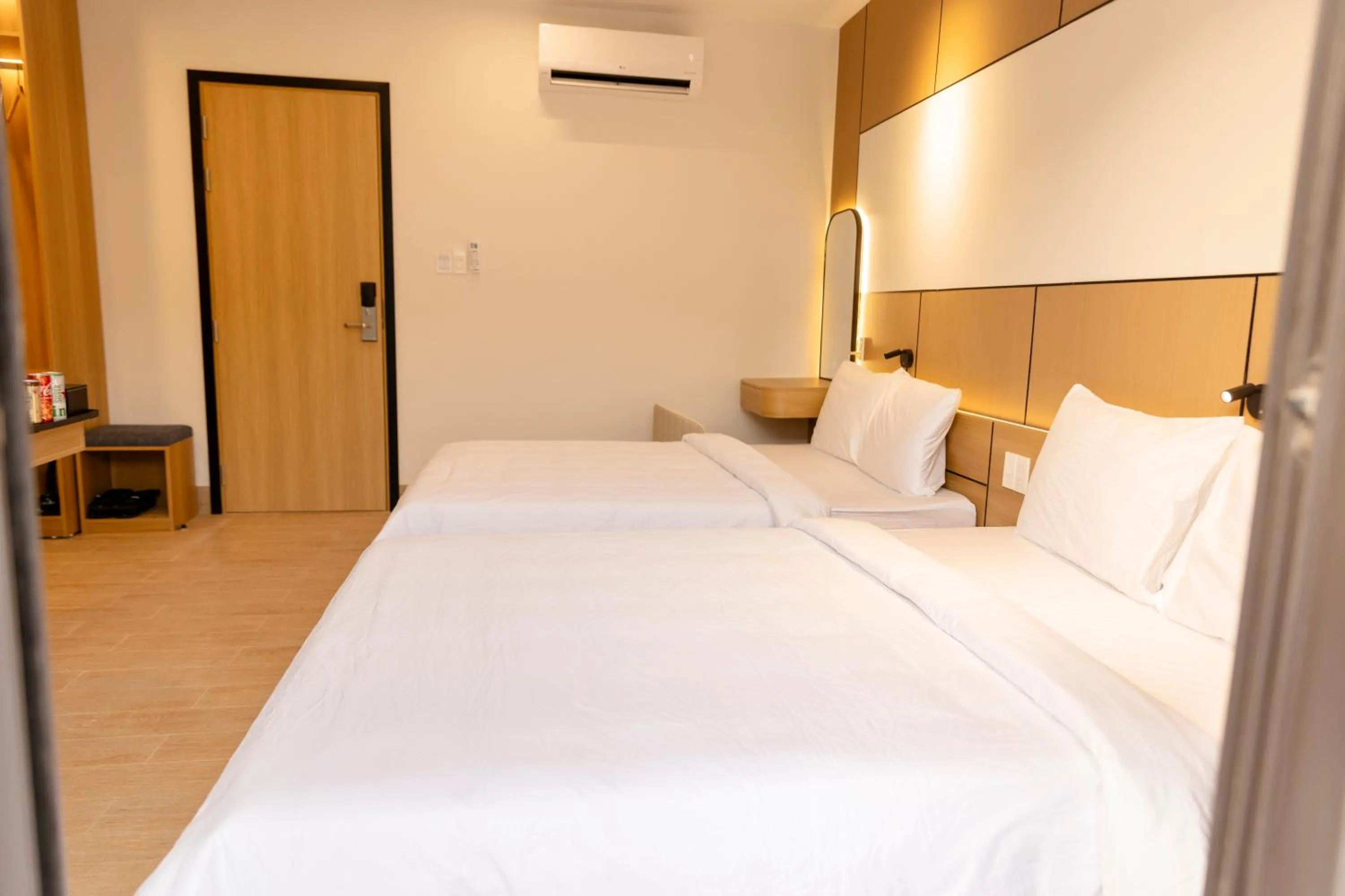 Bedroom, Bed in C&M Hotel