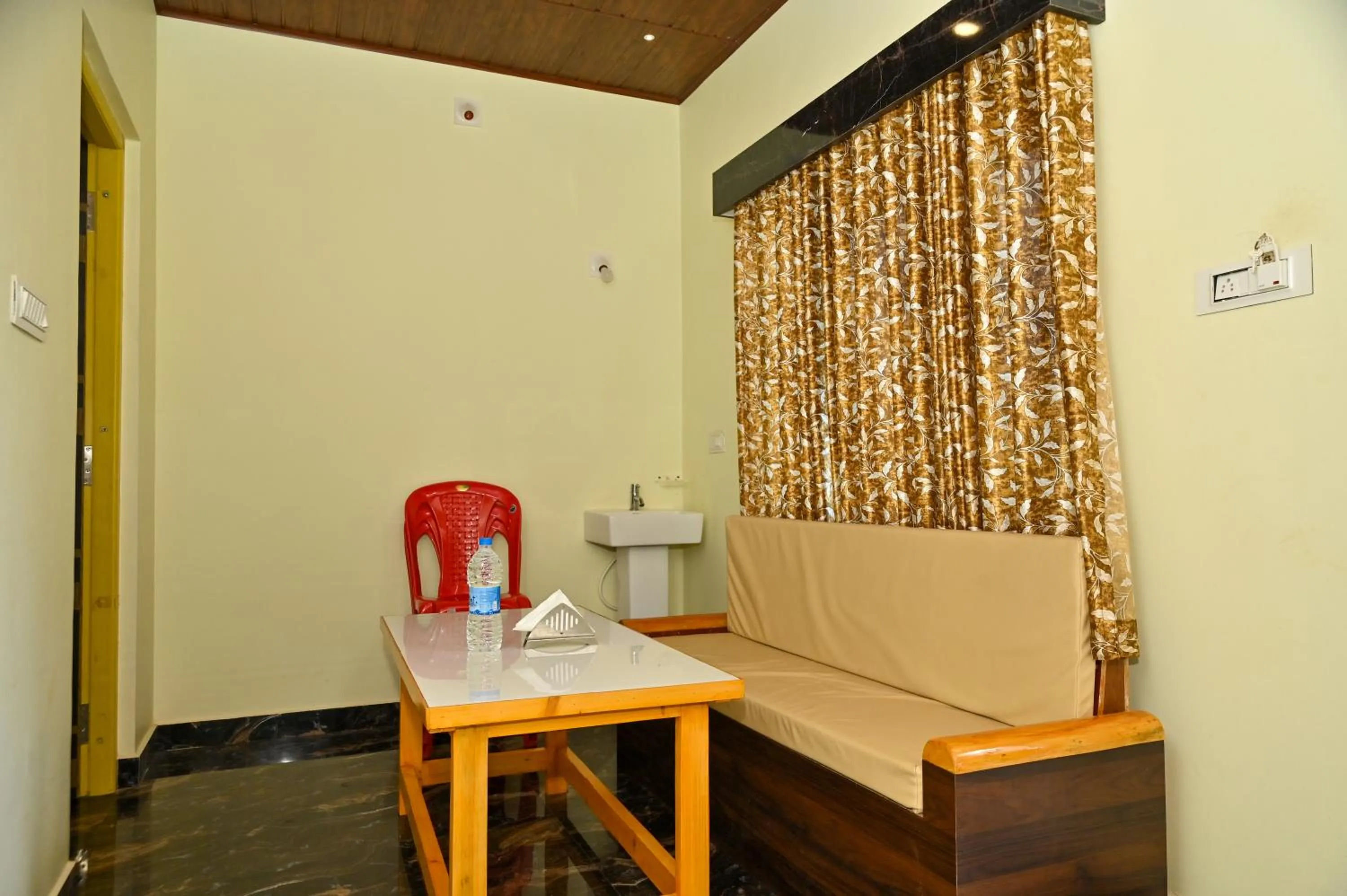 Living room in NAVARATHNA International resort