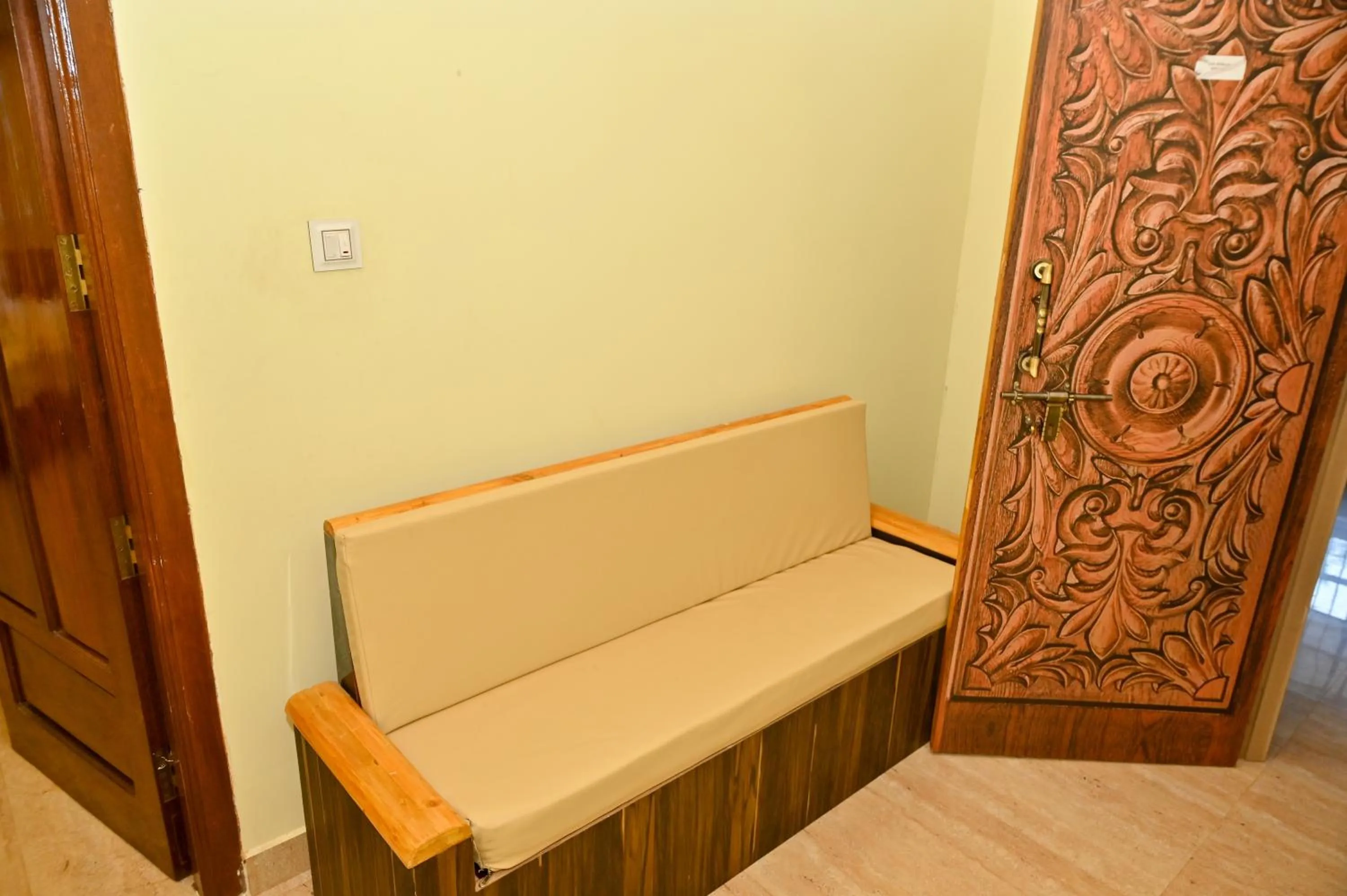 Seating area in NAVARATHNA International resort