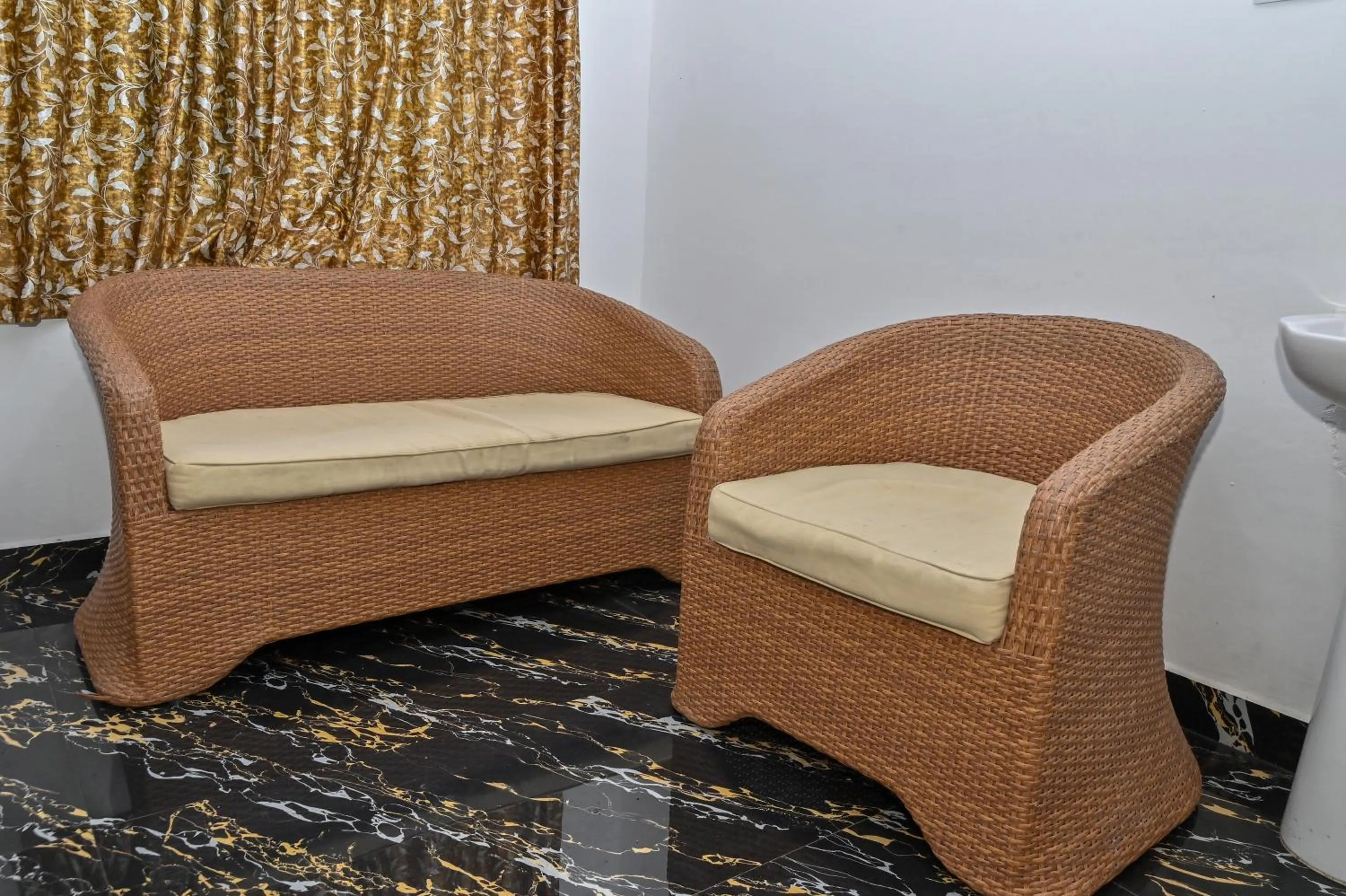 Living room in NAVARATHNA International resort