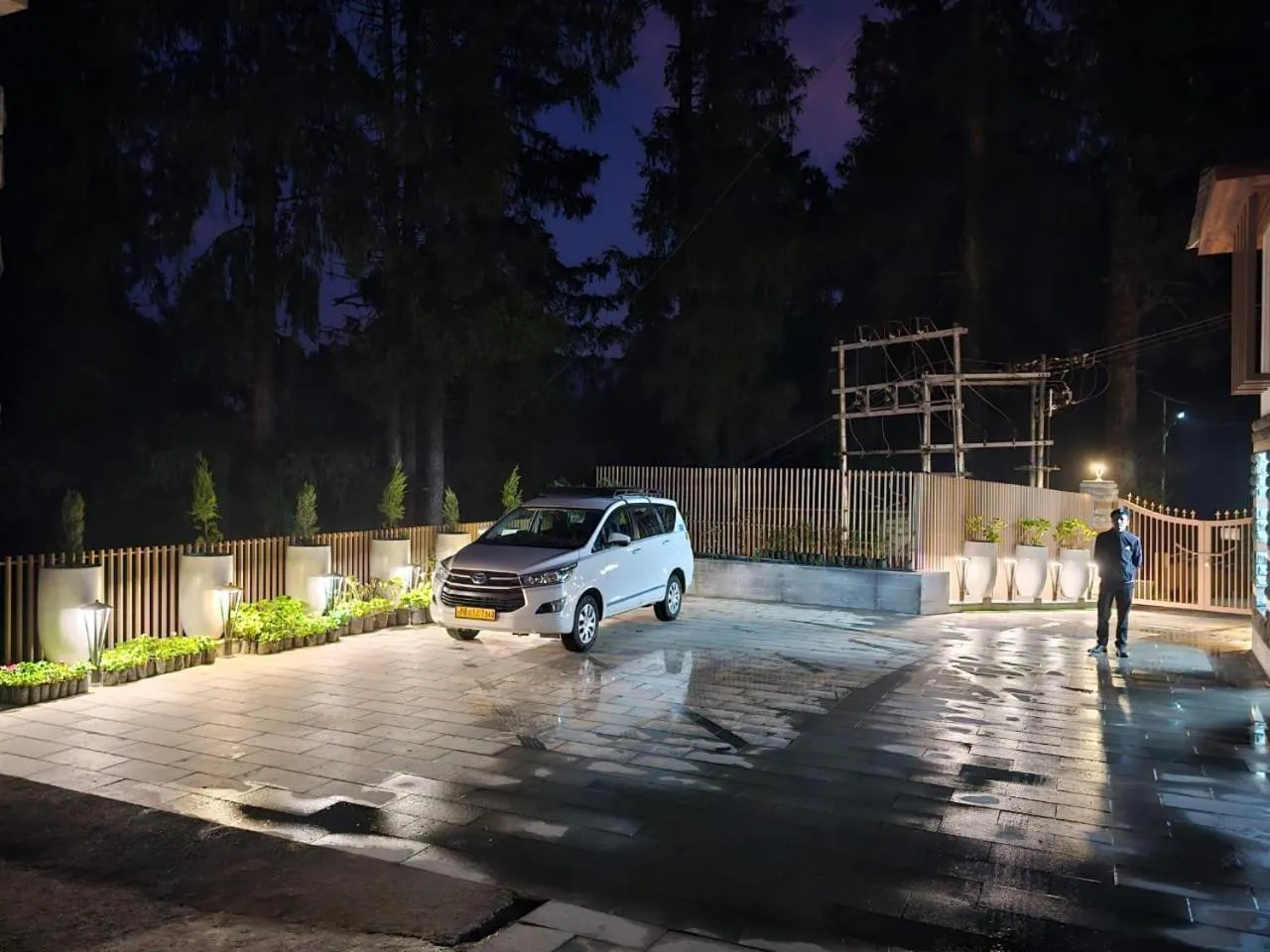 Facade/entrance in Hotel Greenberry Narkanda