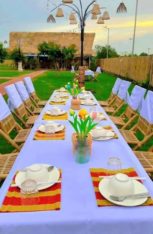 Restaurant/places to eat in SAMOT KHSACH RESORT ll