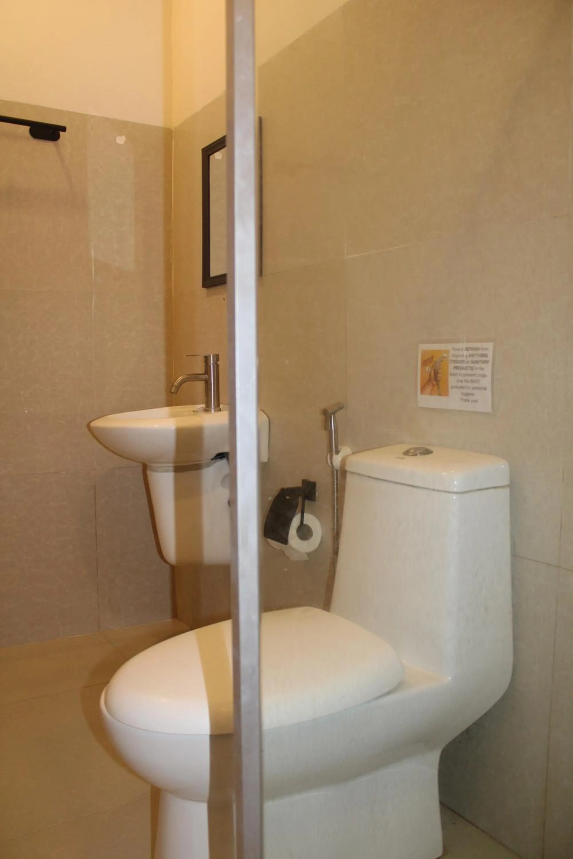 Toilet in Mayad Boutique Hotel El Nido - Newly Renovated