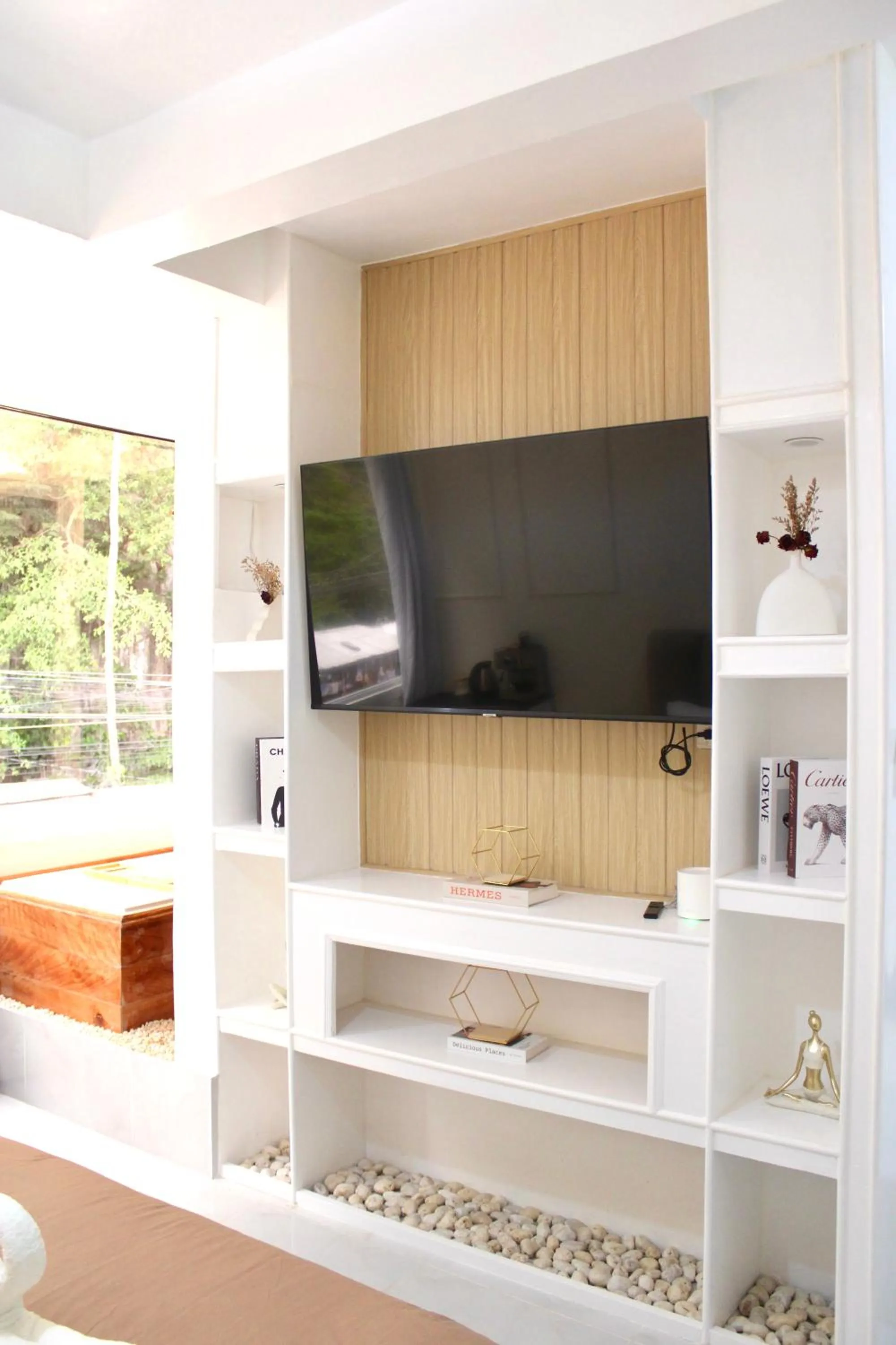 TV and multimedia in Mayad Boutique Hotel El Nido - Newly Renovated