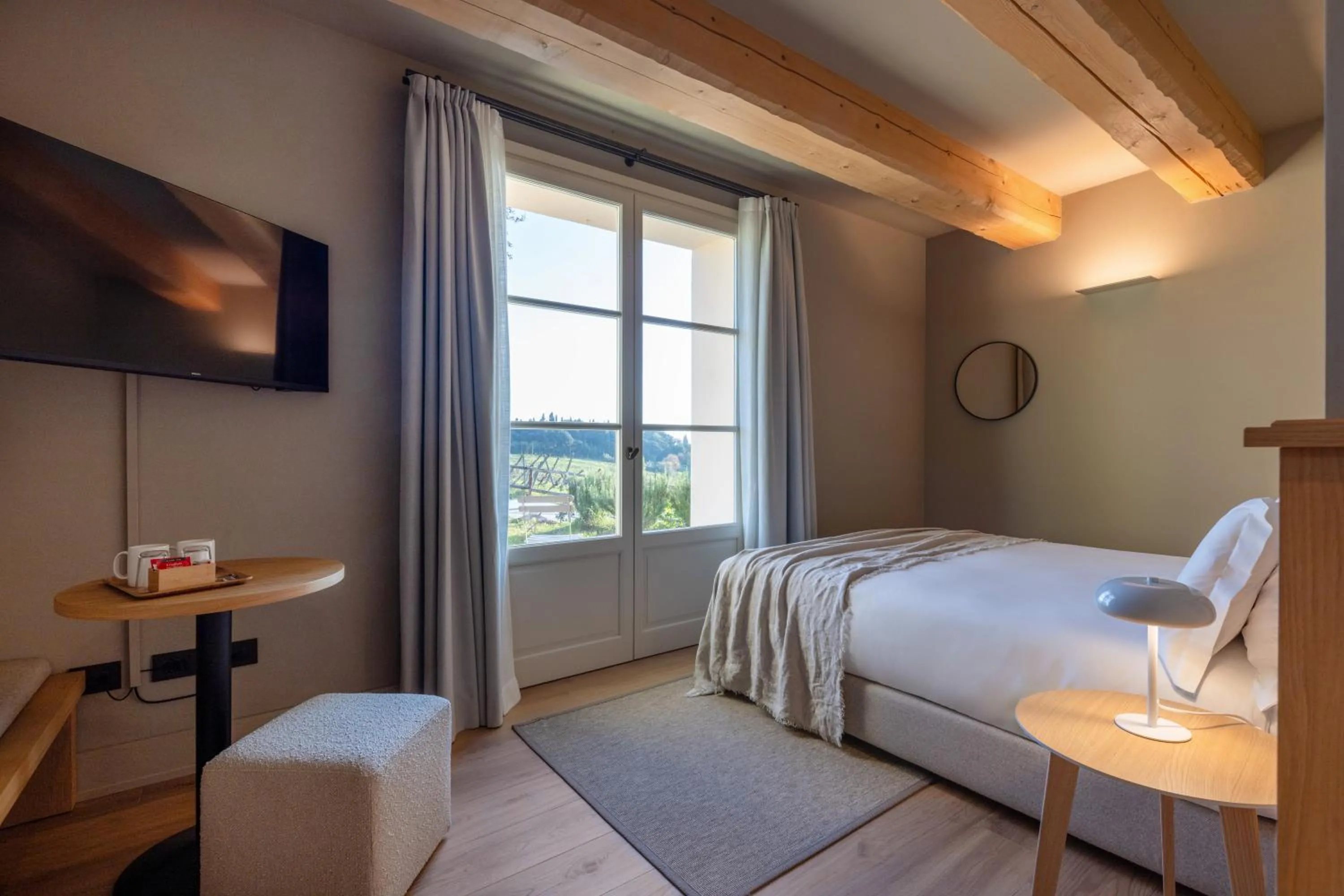 View (from property/room), Bed in Colle Alberti Country House