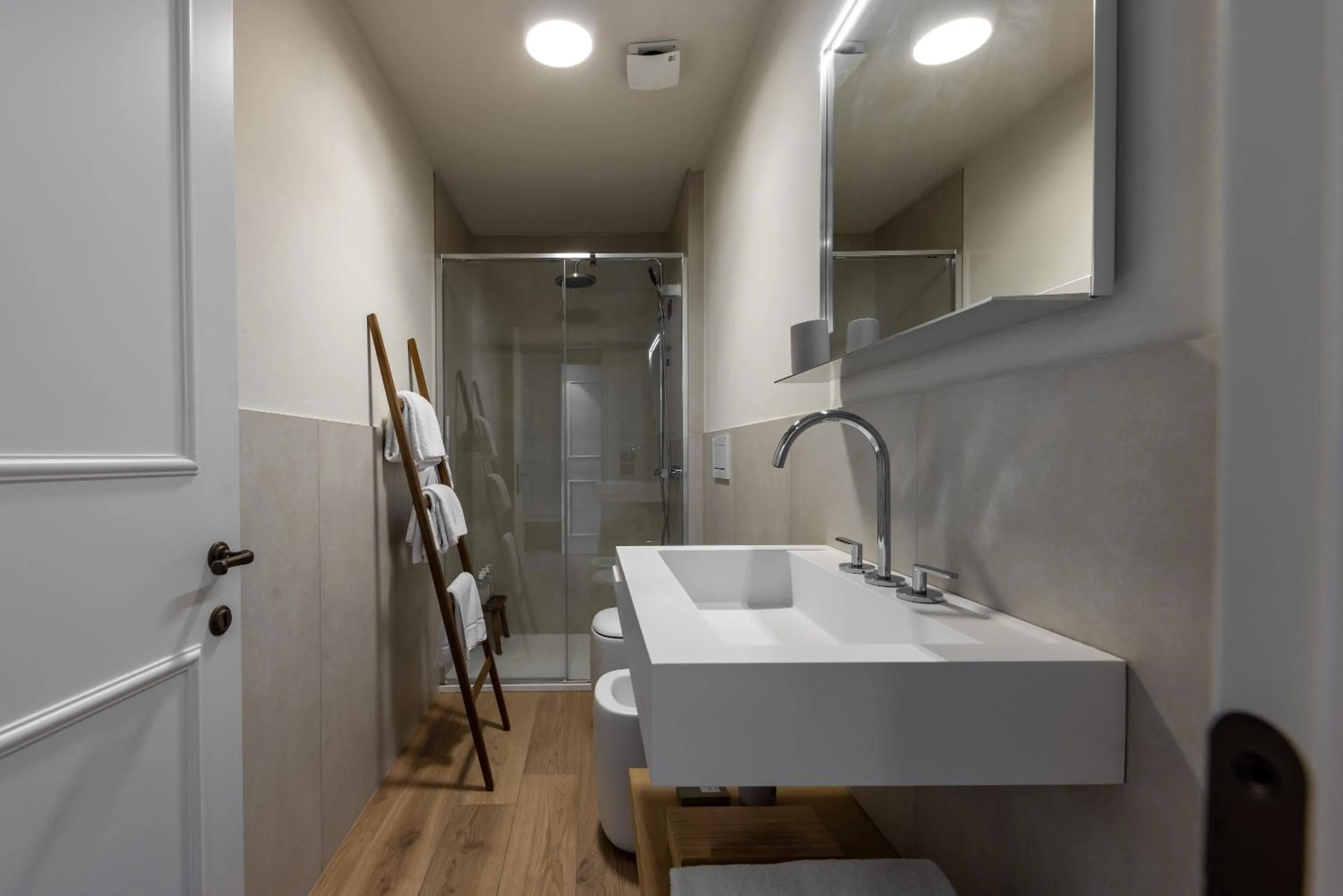 Shower in Colle Alberti Country House