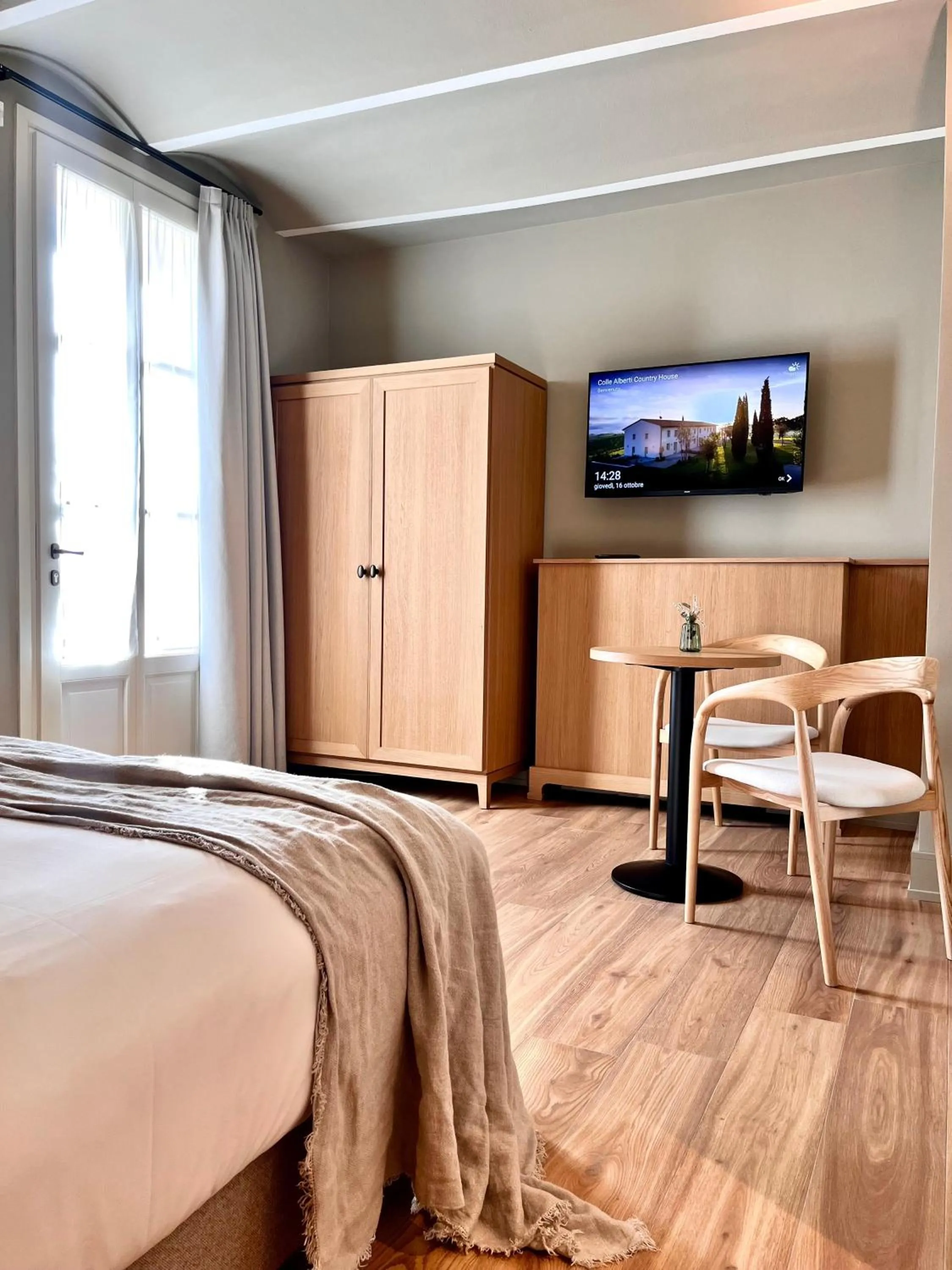 Photo of the whole room, Bed in Colle Alberti Country House