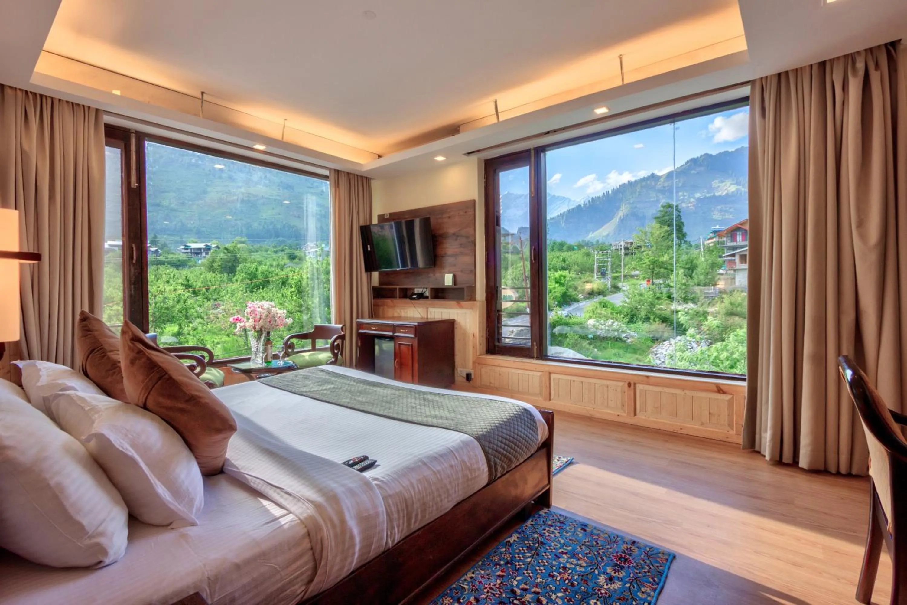 Bedroom in The Katoch Grand Resort