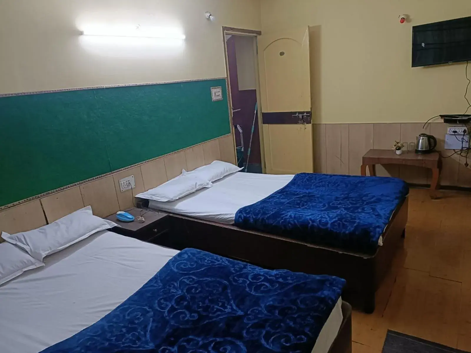 Triple Room with Private Bathroom - single occupancy in Hotel Lhonark Residency Triple Room with Private Bathroom - single occupancy in Hotel Lhonark Residency