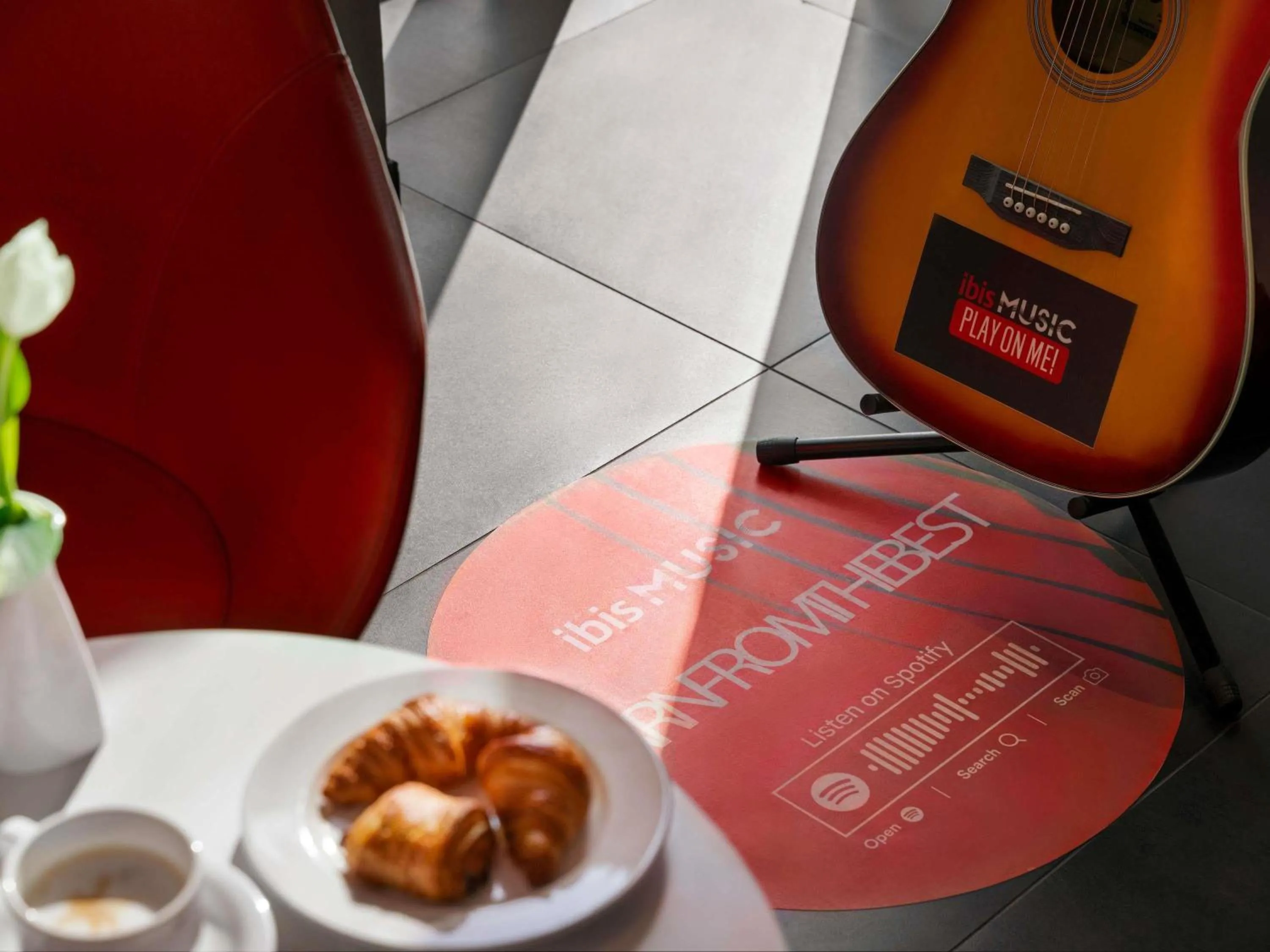 Restaurant/places to eat in ibis Seef Manama