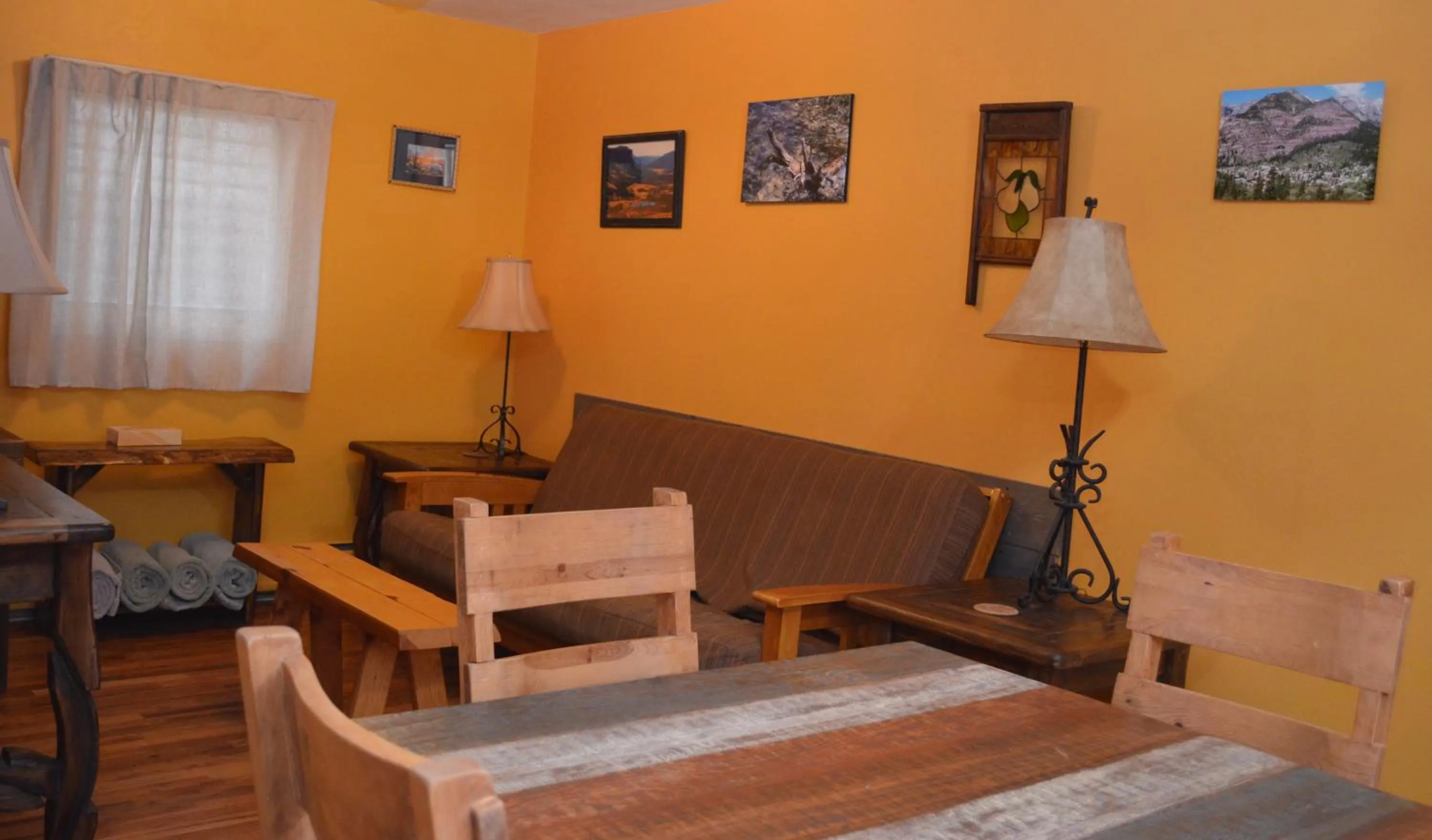 Living room in The Ouray Main Street Inn