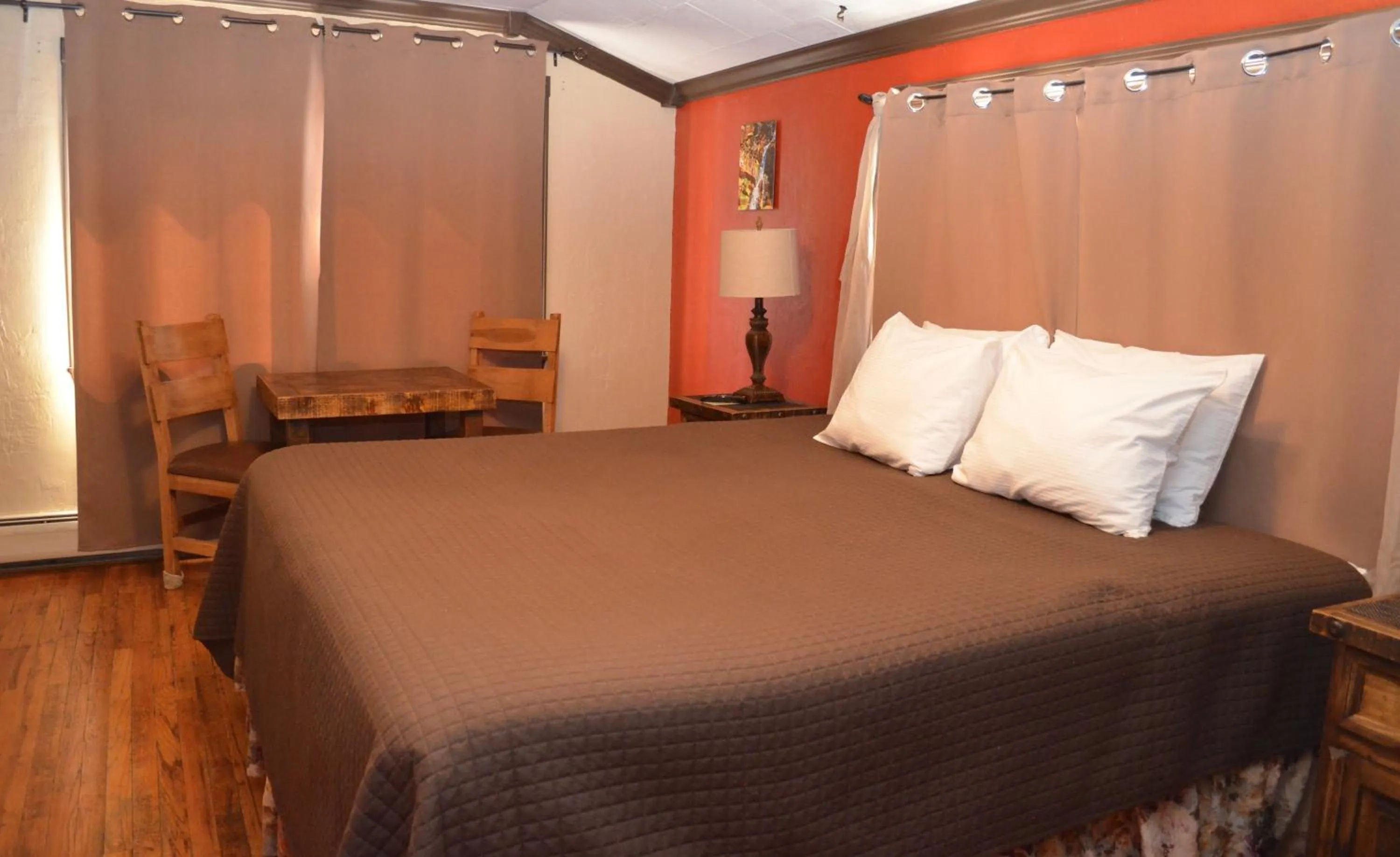 Bedroom, Bed in The Ouray Main Street Inn