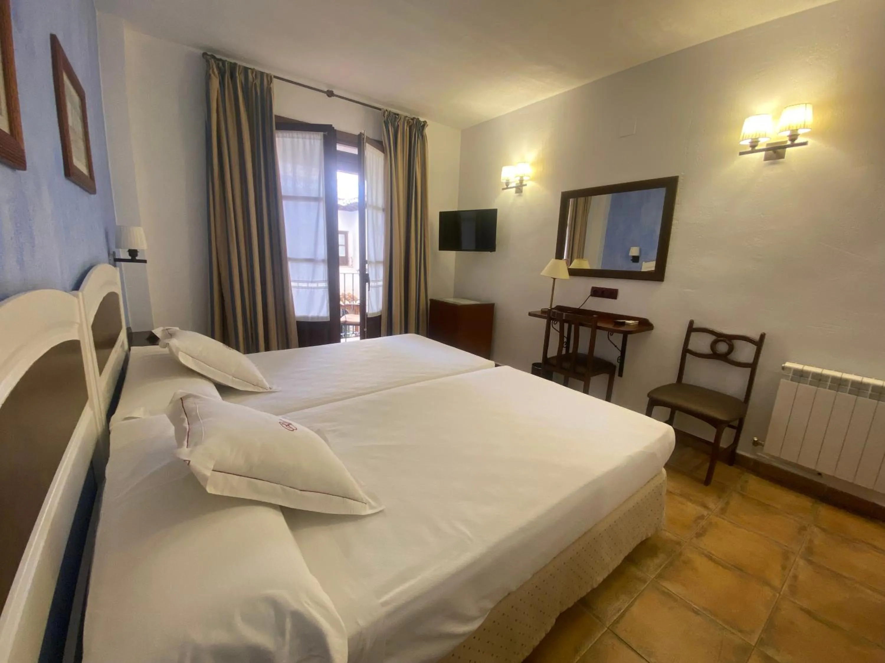 Bed in Hospedium Hotel Retiro del Maestre